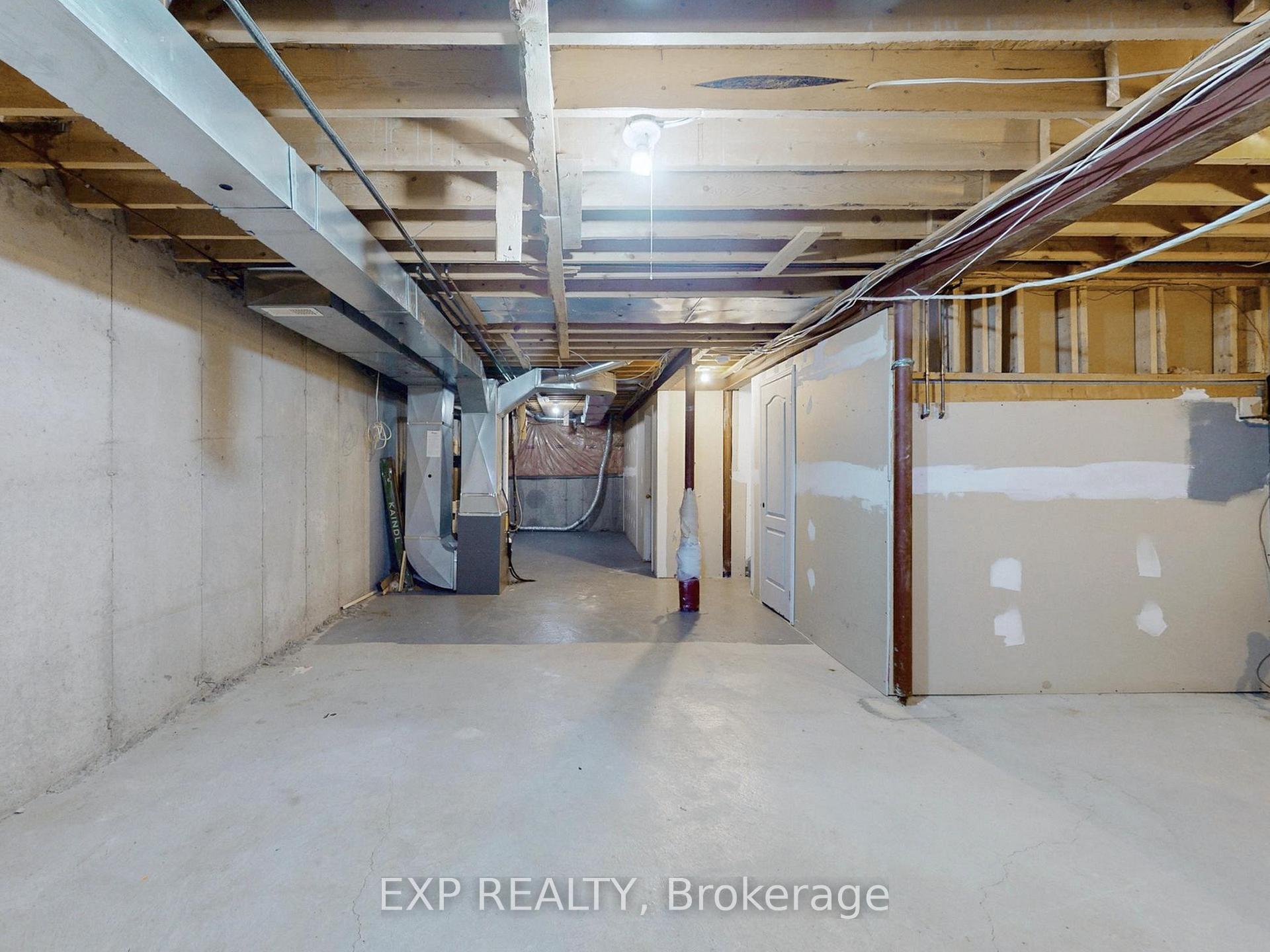 Photo 26 of 702 Castlemore Avenue, Markham, Wismer — HOMEH