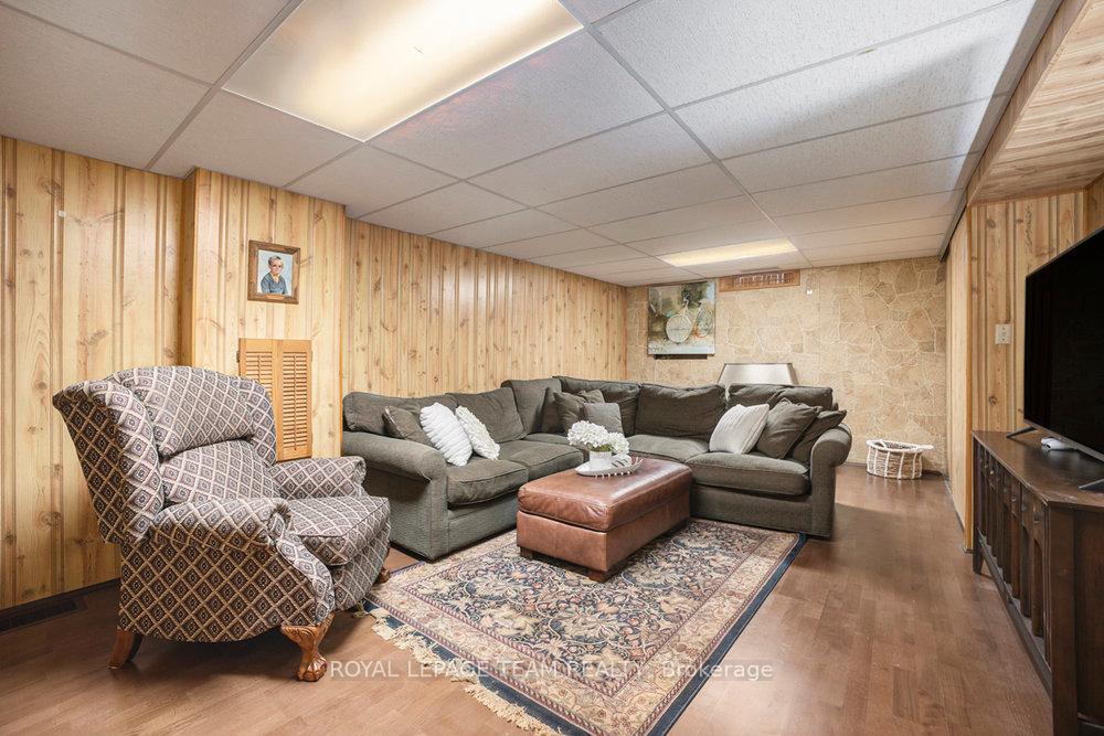Photo 20 of 194 Barrow Crescent N, Ottawa, Kanata - Katimavik — HOMEH