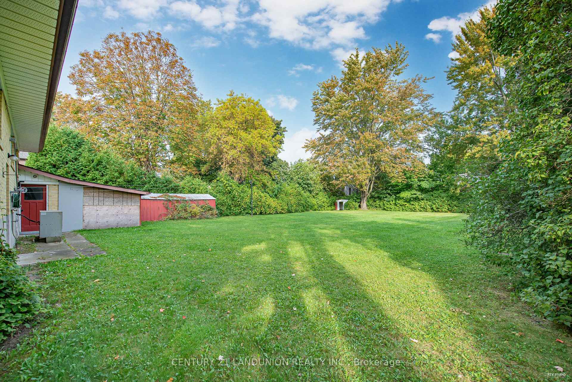 Photo 6 of 40 Pomander Road, Markham, Unionville — HOMEH