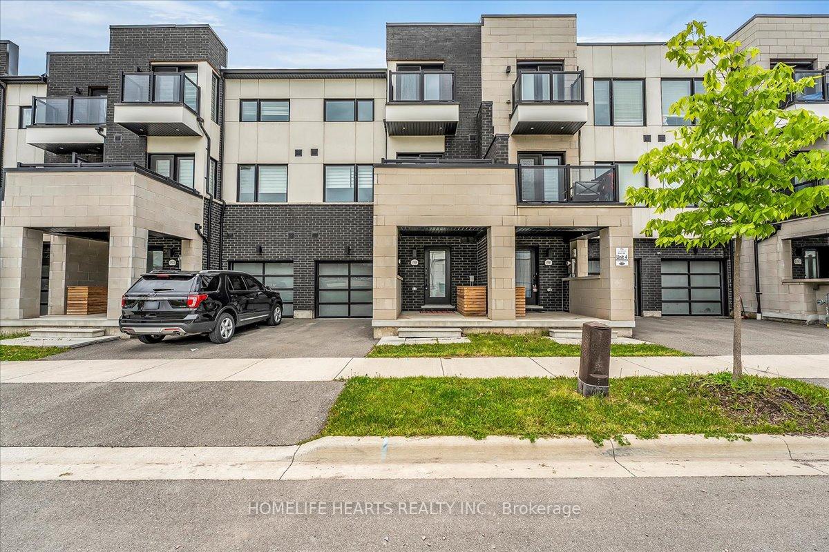 Photo 2 of 1389 Clarriage Court E, Milton, Ford — HOMEH