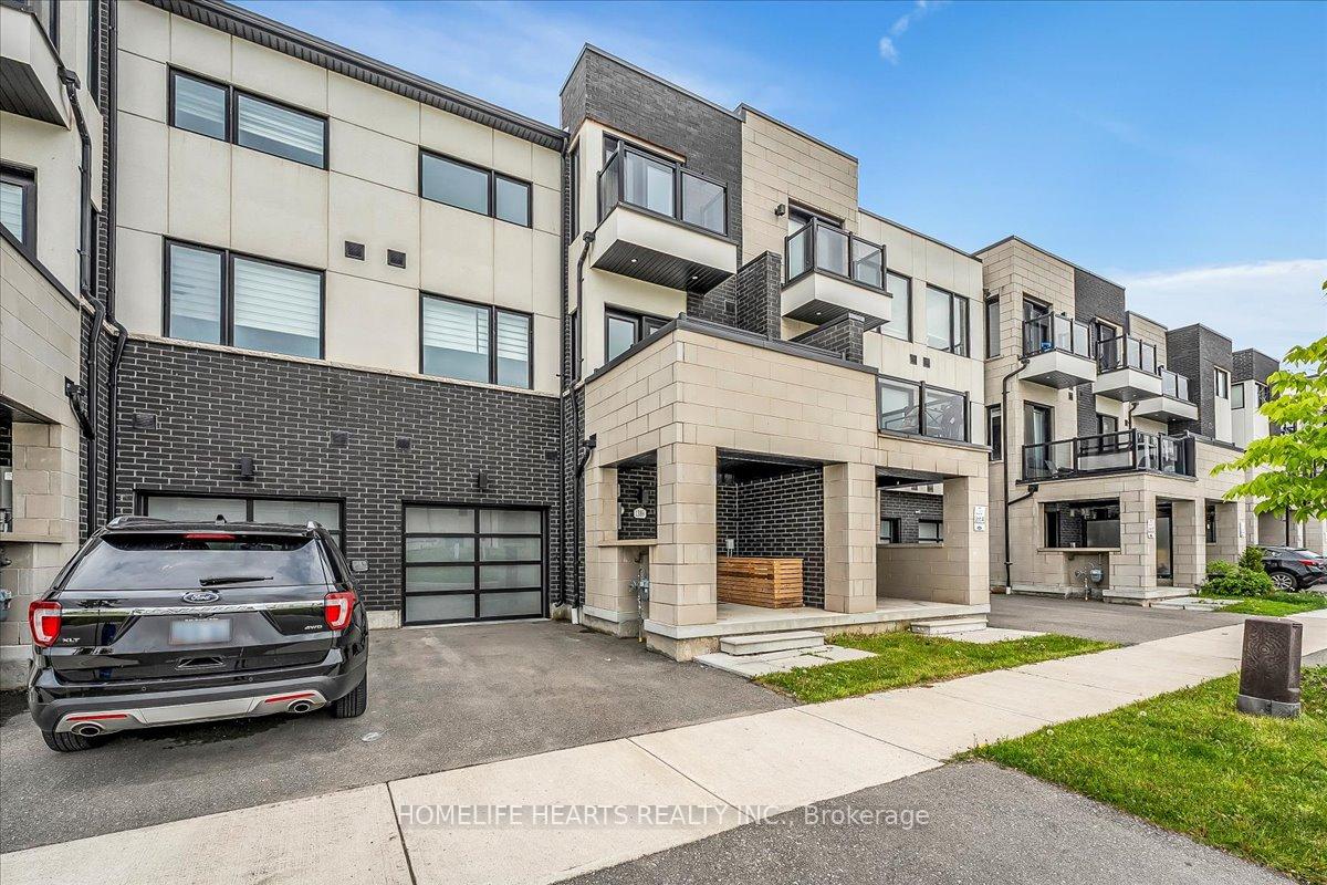 Photo 4 of 1389 Clarriage Court E, Milton, Ford — HOMEH