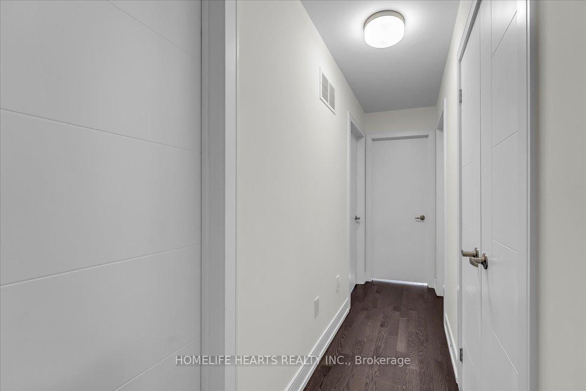 Photo 25 of 1389 Clarriage Court E, Milton, Ford — HOMEH