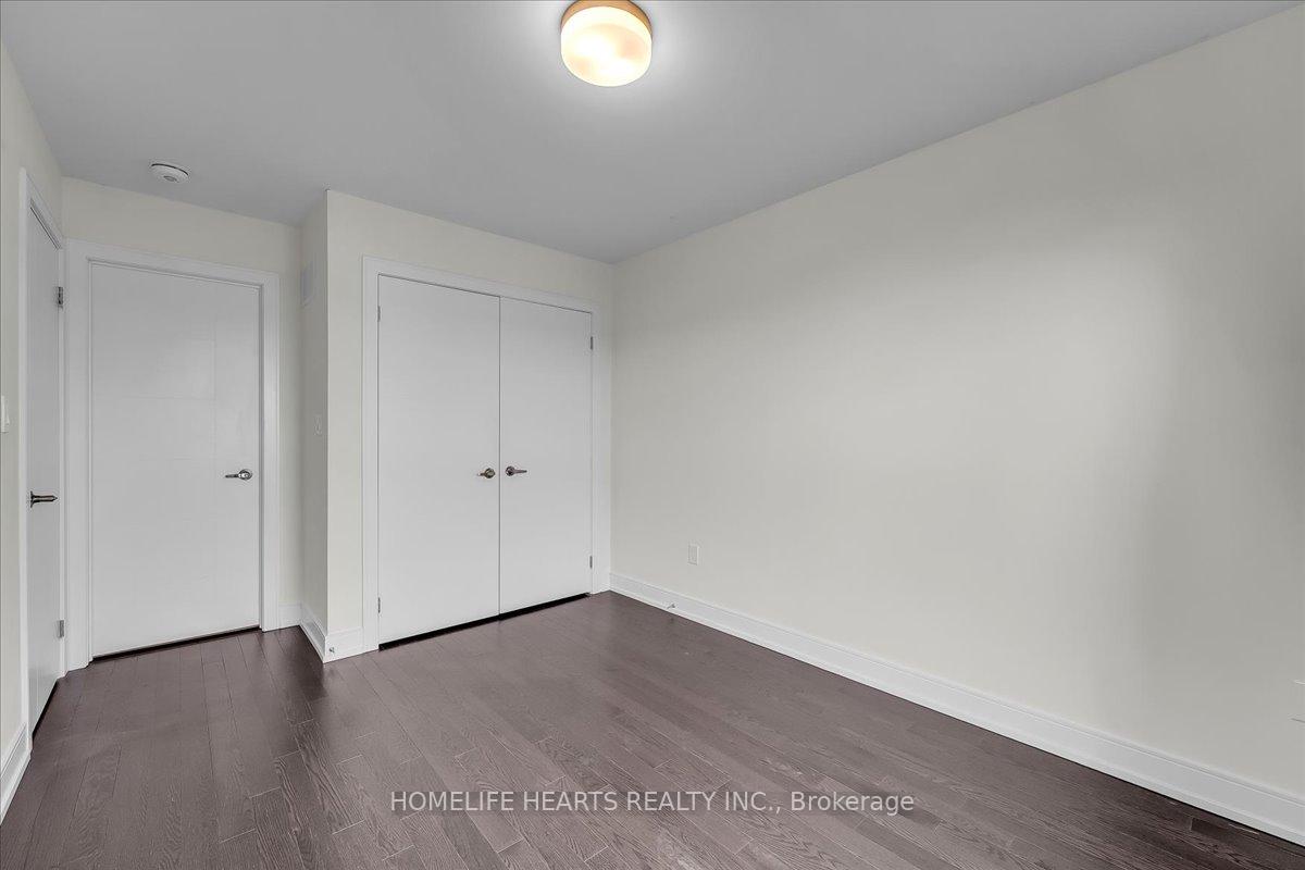 Photo 32 of 1389 Clarriage Court E, Milton, Ford — HOMEH