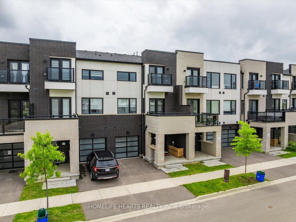 Photo 37 of 1389 Clarriage Court E, Milton, Ford — HOMEH