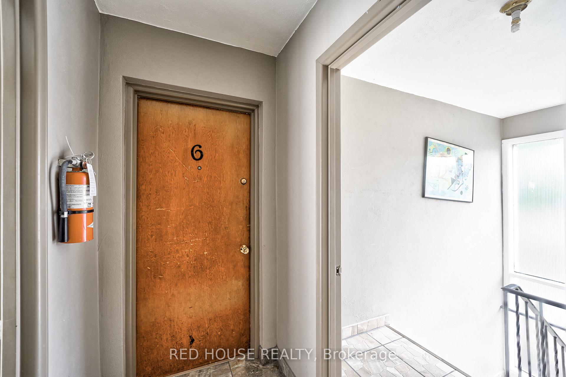 Photo 3 of Unit 6, 75 East Street S, Hamilton, Dundas — HOMEH