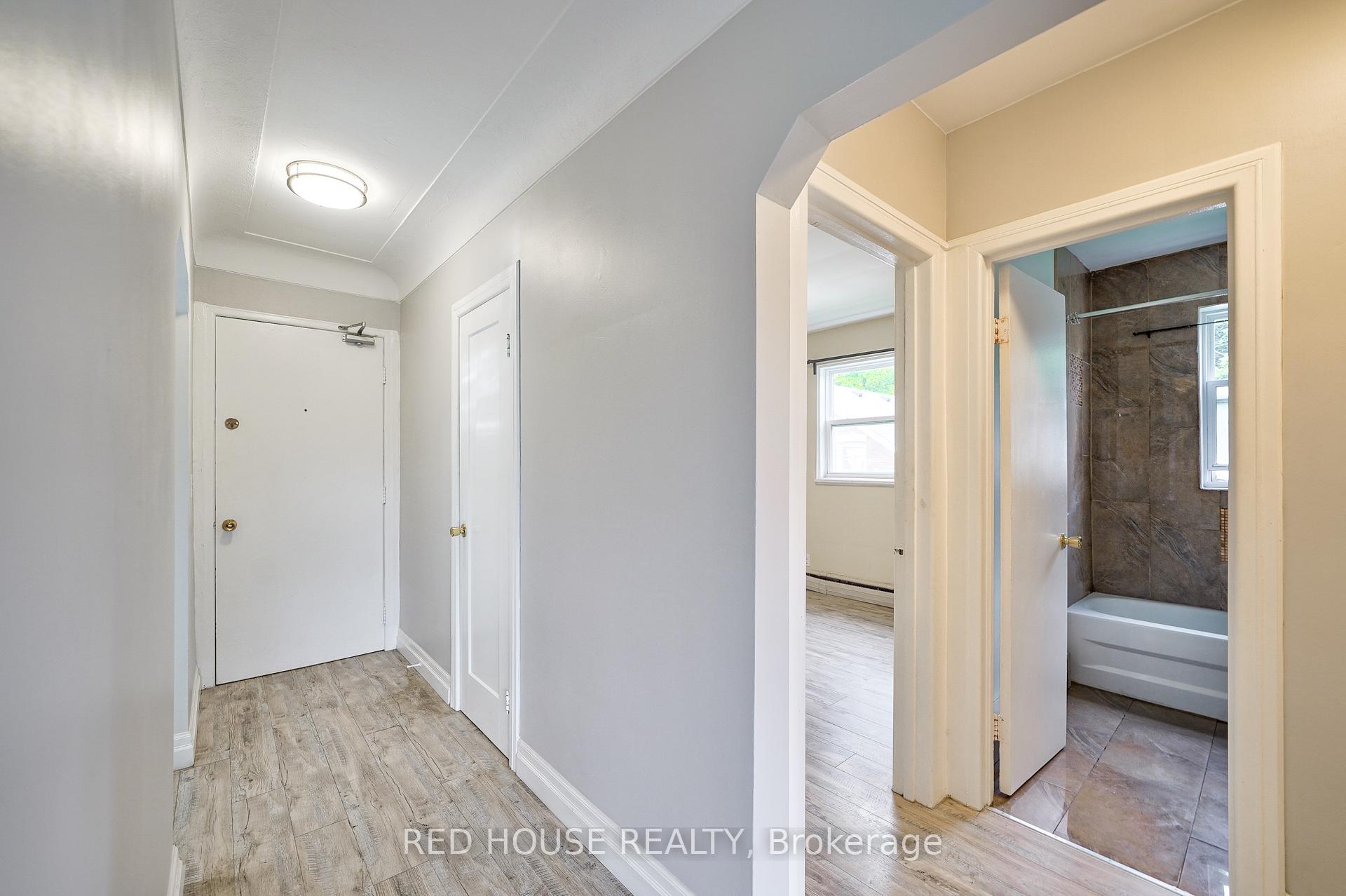 Photo 5 of Unit 6, 75 East Street S, Hamilton, Dundas — HOMEH