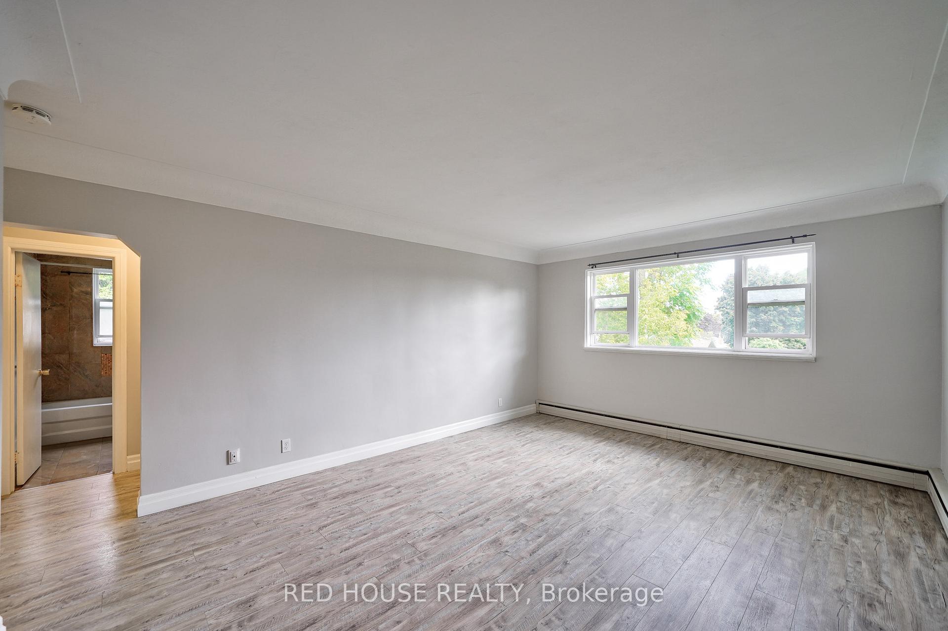 Photo 12 of Unit 6, 75 East Street S, Hamilton, Dundas — HOMEH