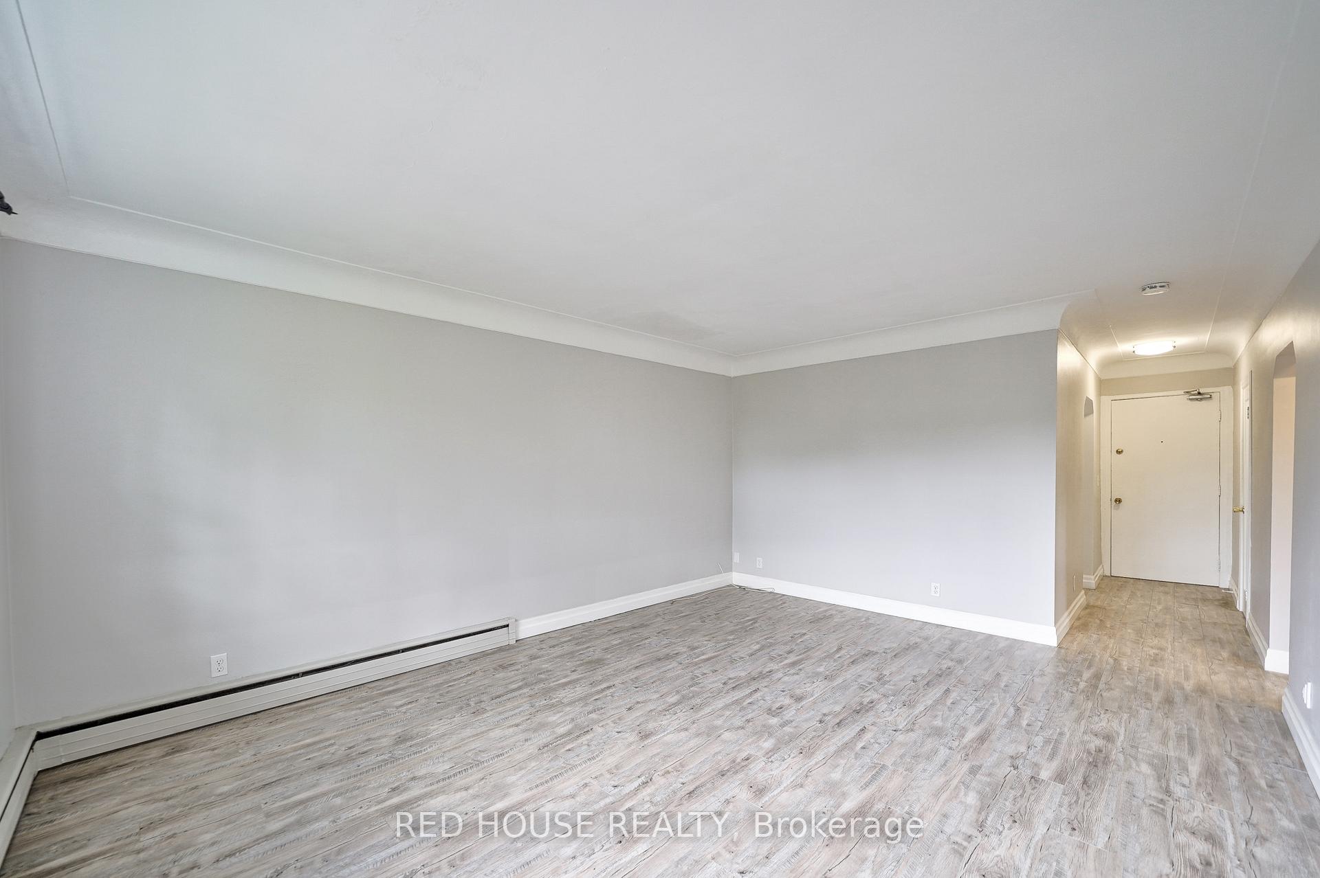 Photo 13 of Unit 6, 75 East Street S, Hamilton, Dundas — HOMEH