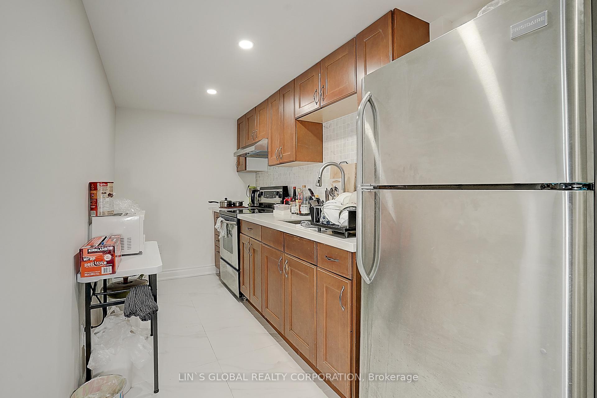 Photo 50 of 56 Upton Crescent, Markham, Milliken Mills West — HOMEH