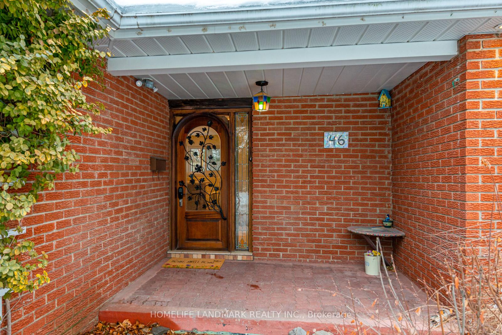 Photo 3 of 46 Jondan Crescent, Markham, Royal Orchard — HOMEH