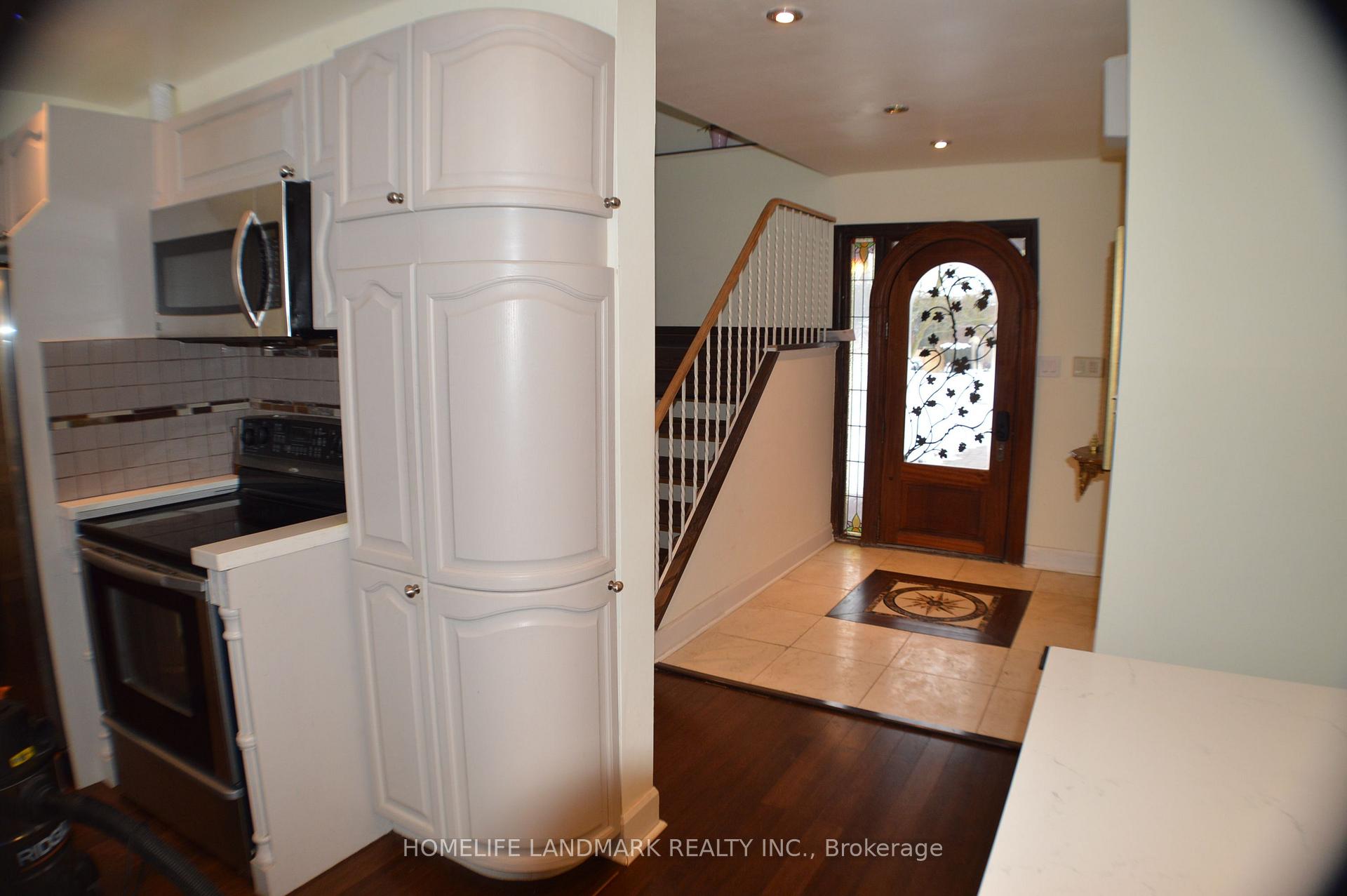 Photo 24 of 46 Jondan Crescent, Markham, Royal Orchard — HOMEH