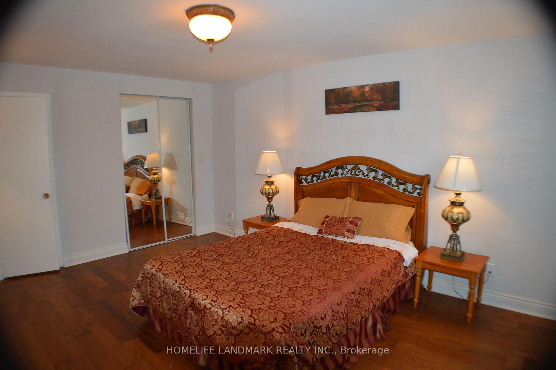 Photo 26 of 46 Jondan Crescent, Markham, Royal Orchard — HOMEH