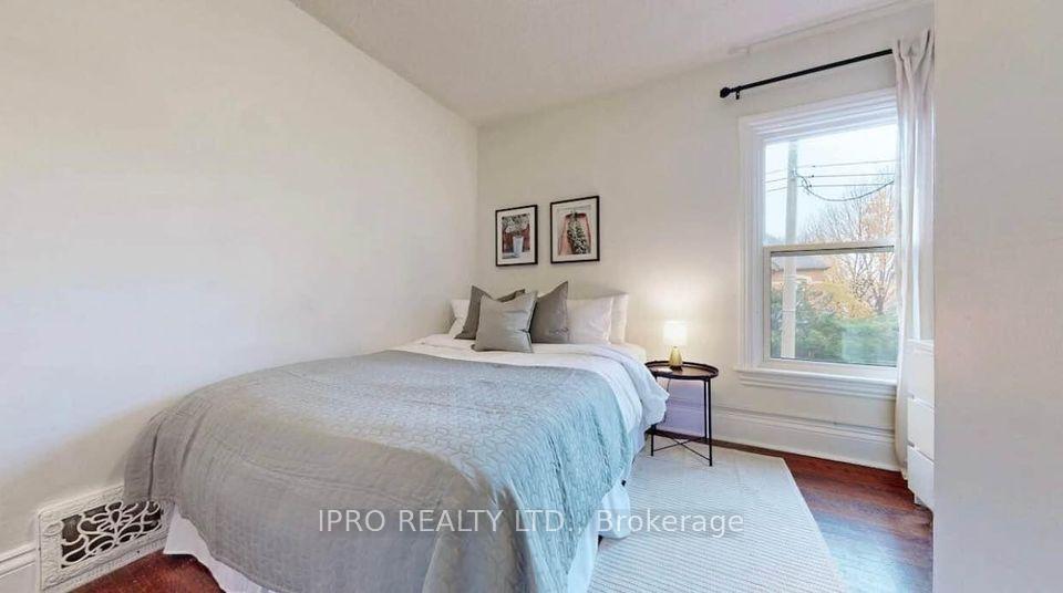 Photo 5 of Unit 2, 75 Ontario Avenue, Hamilton, Stinson — HOMEH