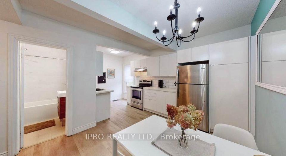 Photo 20 of Unit 2, 75 Ontario Avenue, Hamilton, Stinson — HOMEH