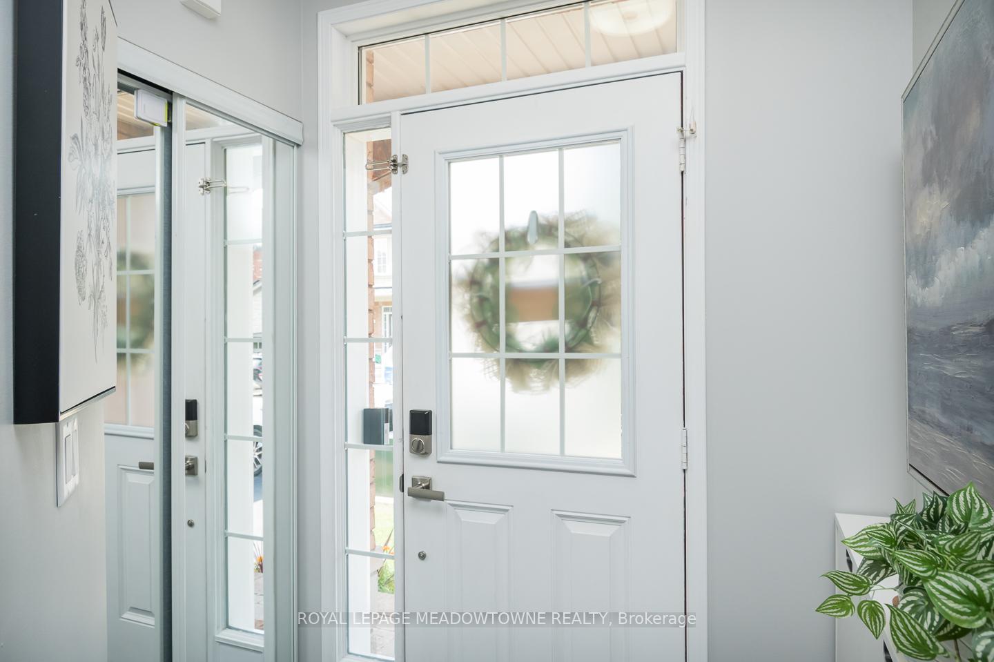 Photo 6 of Unit 16, 745 Farmstead Drive, Milton, Willmott — HOMEH