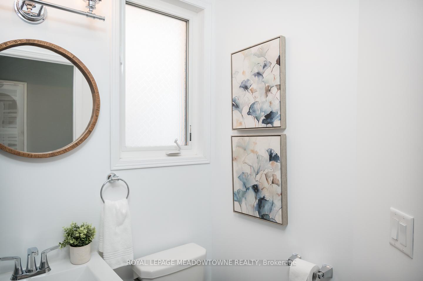 Photo 7 of Unit 16, 745 Farmstead Drive, Milton, Willmott — HOMEH
