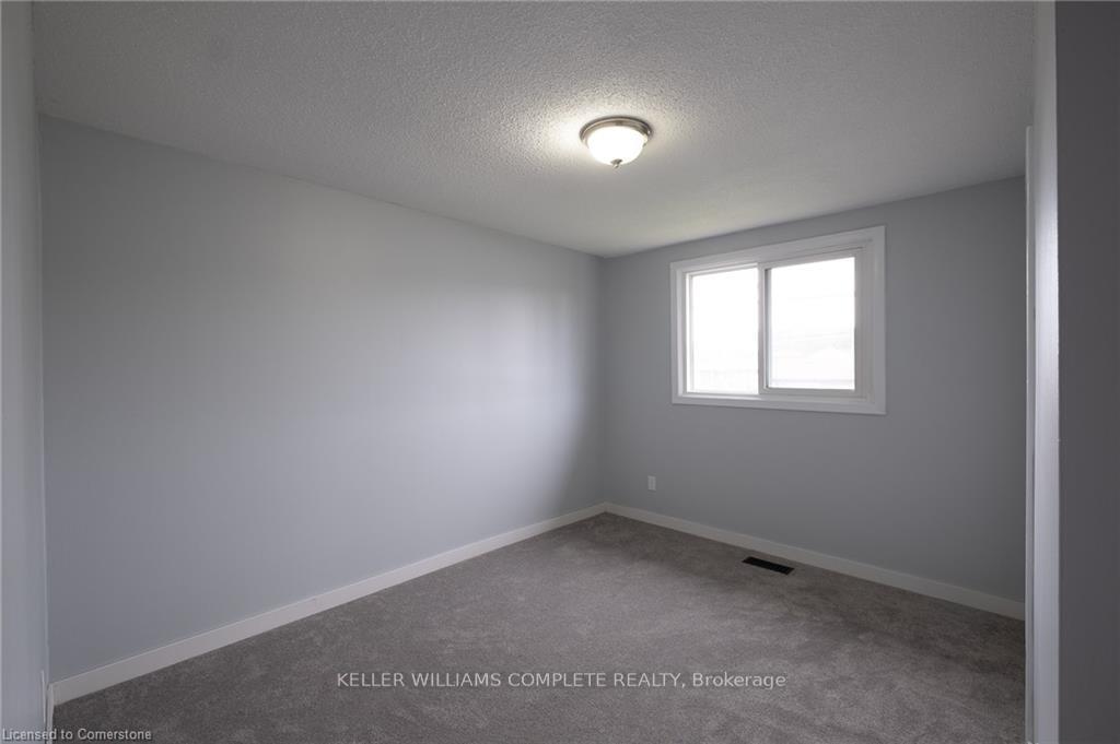 Photo 8 of 54 Fairway Drive, Hamilton, Vincent — HOMEH