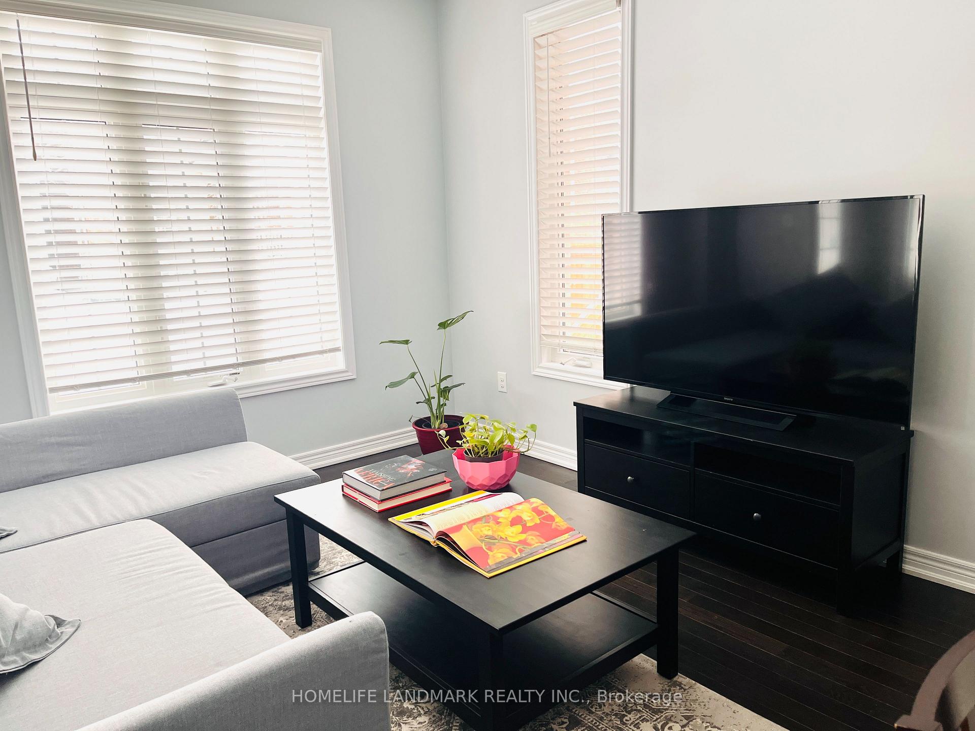 Photo 3 of 21 Sunnyside Hill Road, Markham, Cornell — HOMEH
