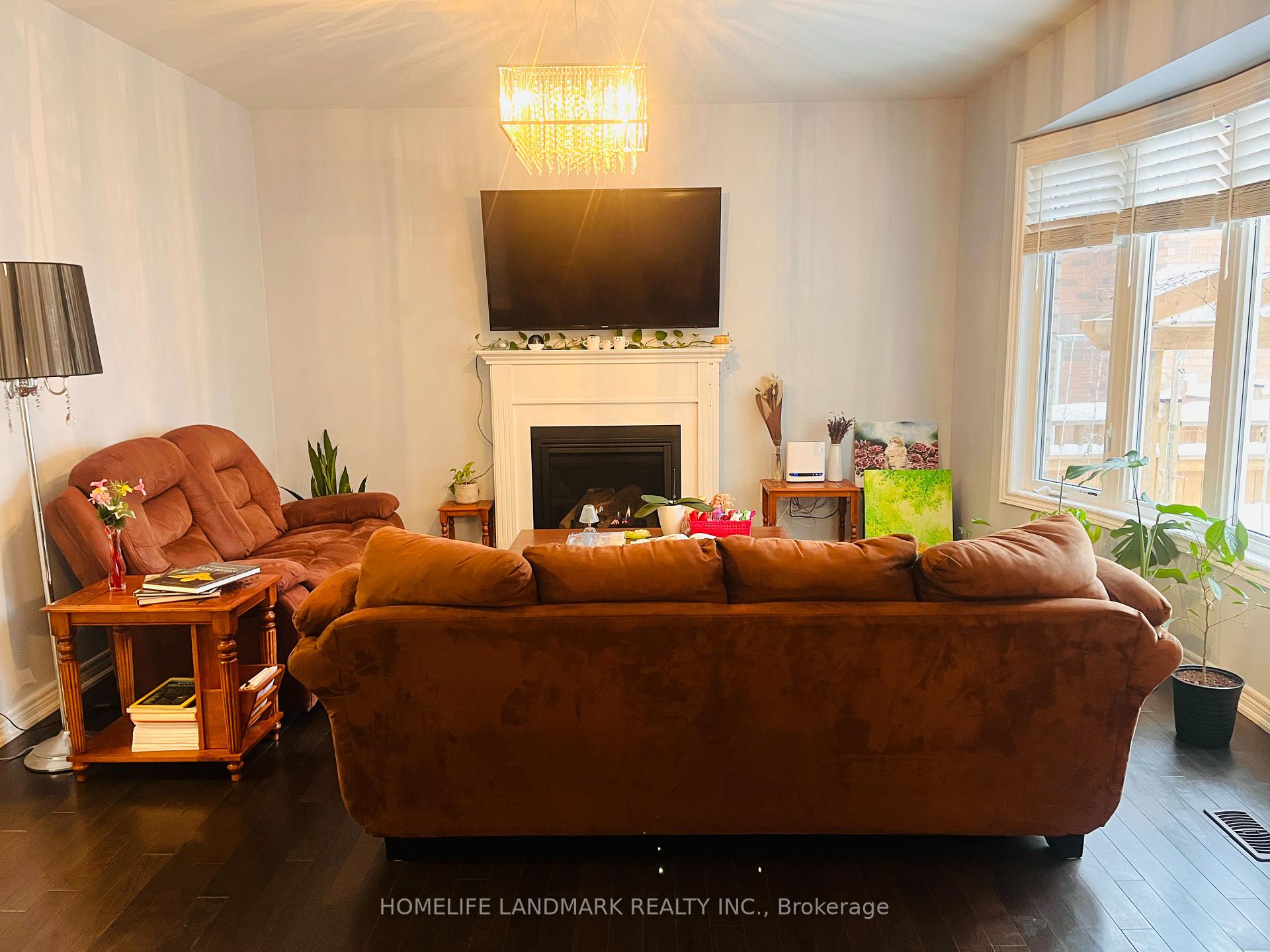 Photo 6 of 21 Sunnyside Hill Road, Markham, Cornell — HOMEH