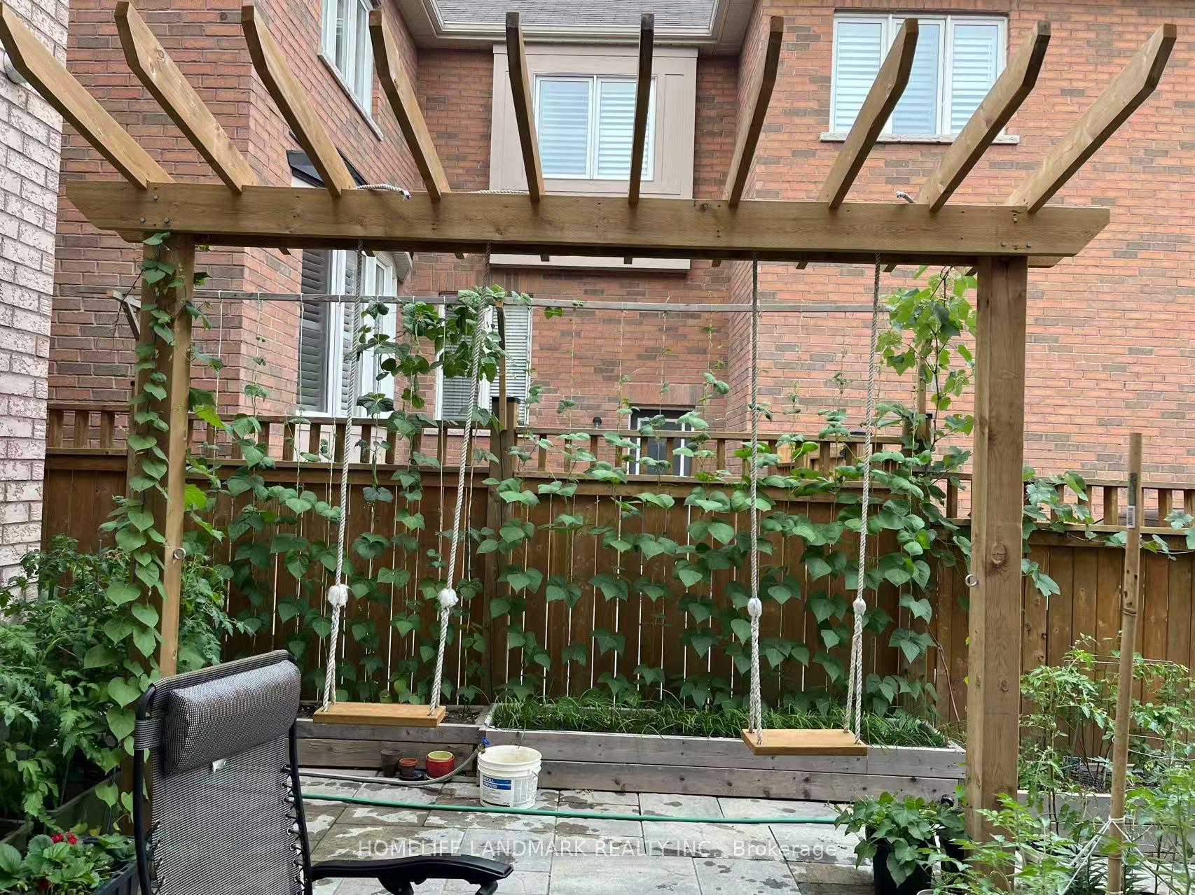 Photo 41 of 21 Sunnyside Hill Road, Markham, Cornell — HOMEH