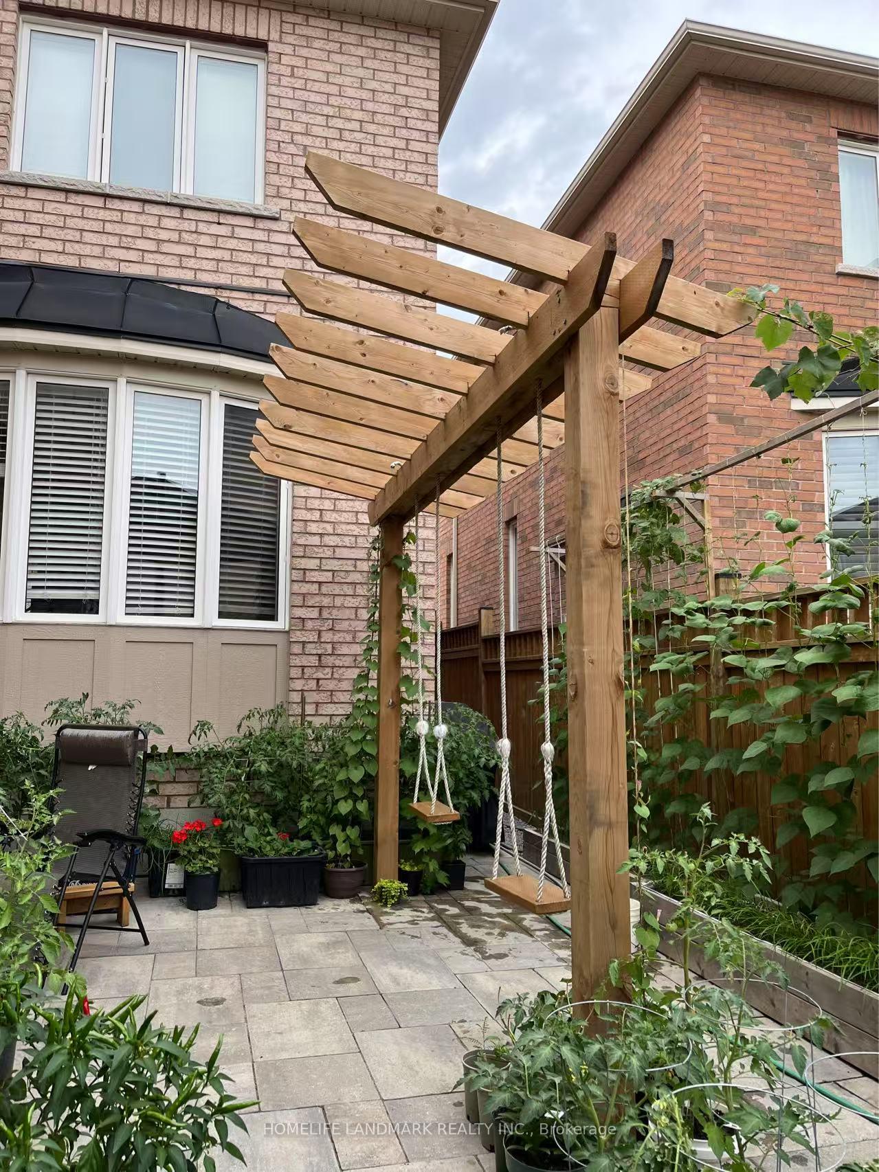 Photo 42 of 21 Sunnyside Hill Road, Markham, Cornell — HOMEH
