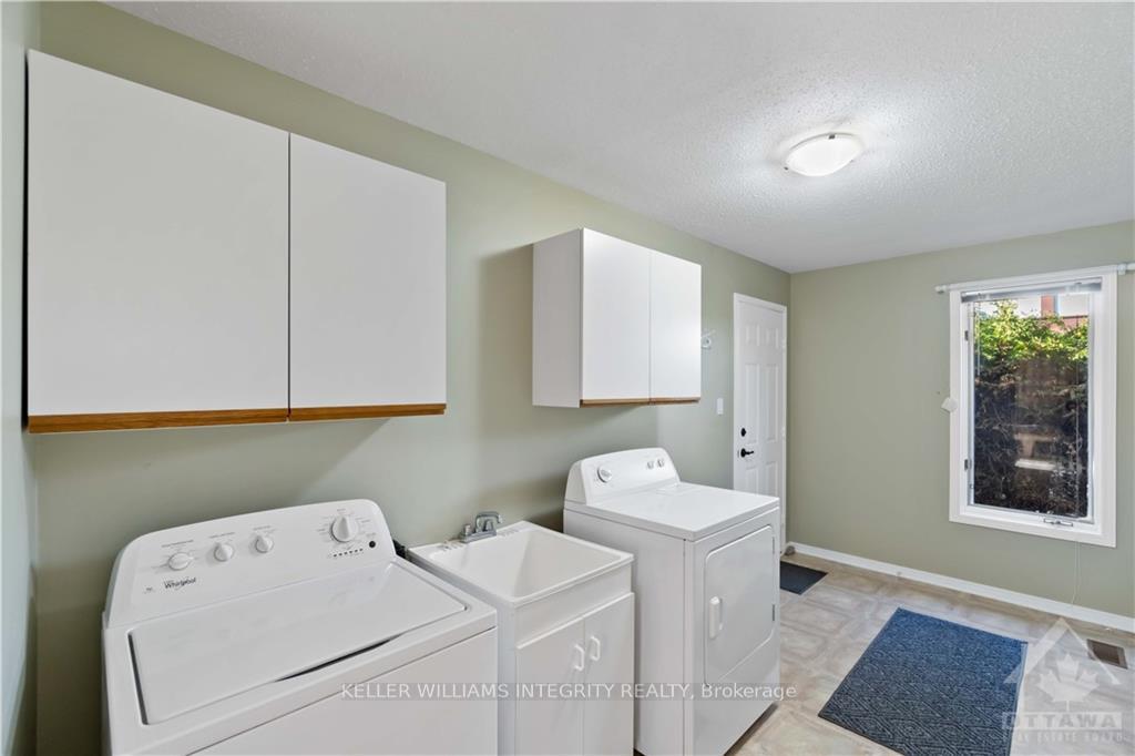 Photo 6 of 218 Walden Drive, Ottawa, Kanata - Beaverbrook — HOMEH