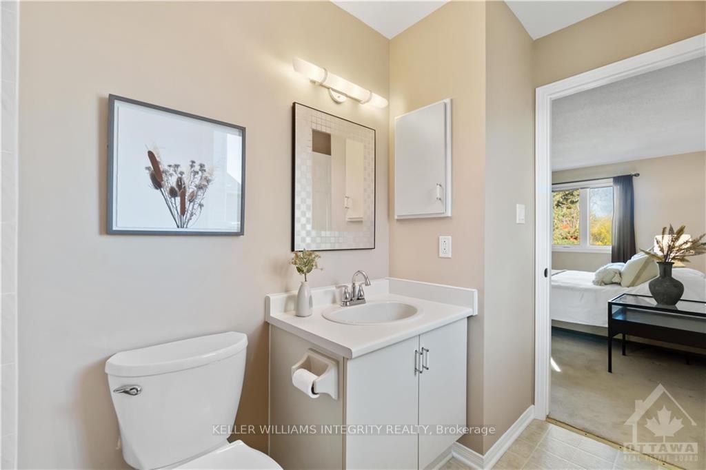 Photo 9 of 218 Walden Drive, Ottawa, Kanata - Beaverbrook — HOMEH