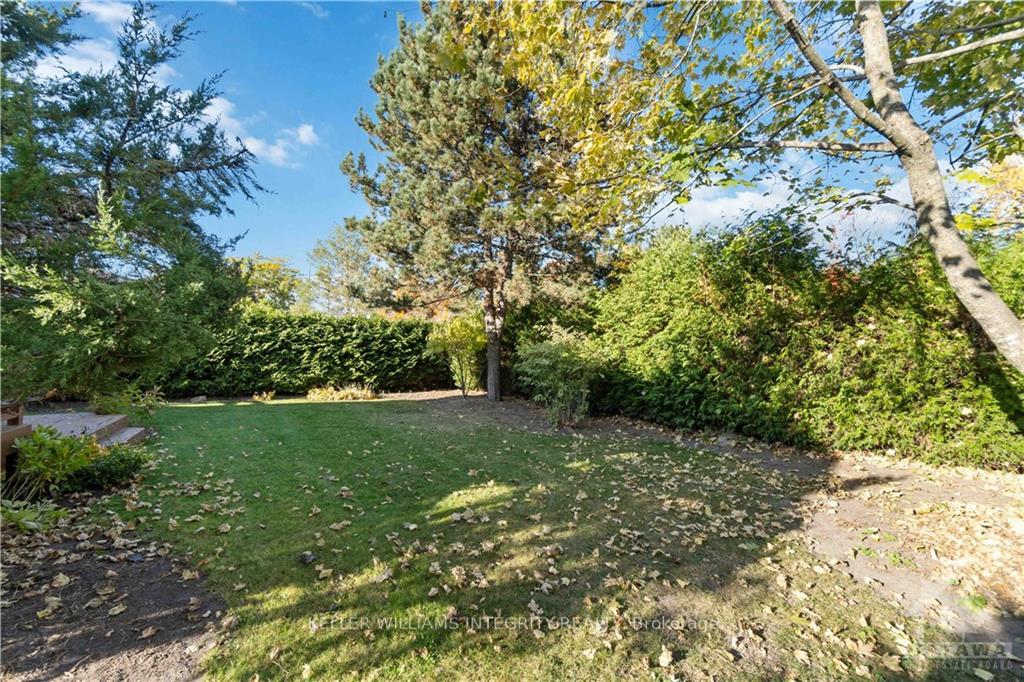 Photo 14 of 218 Walden Drive, Ottawa, Kanata - Beaverbrook — HOMEH