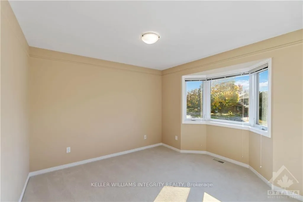 Photo 18 of 218 Walden Drive, Ottawa, Kanata - Beaverbrook — HOMEH