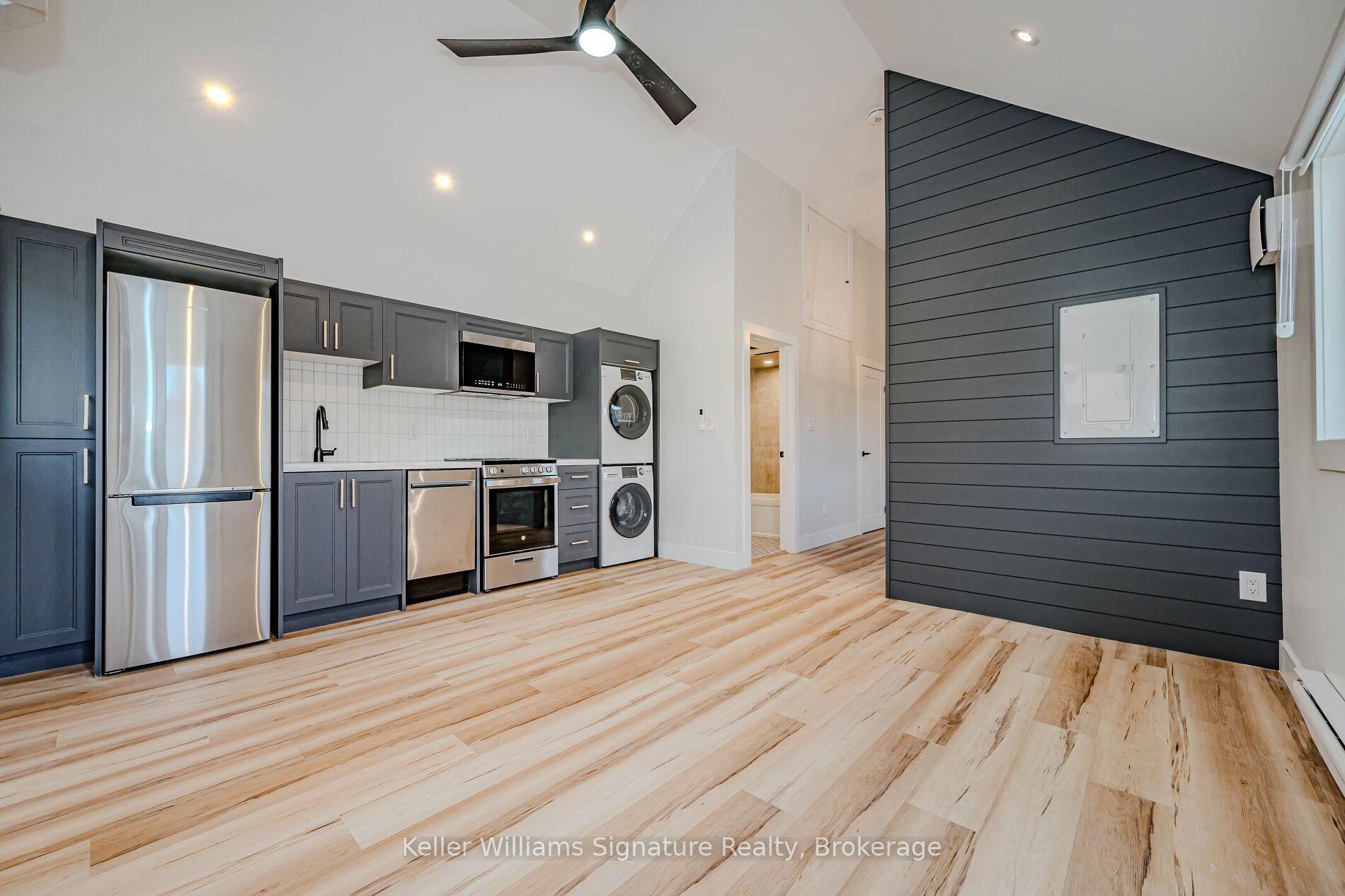 Photo 6 of Unit 3, 38 Endfield Avenue, Hamilton, Huntington — HOMEH