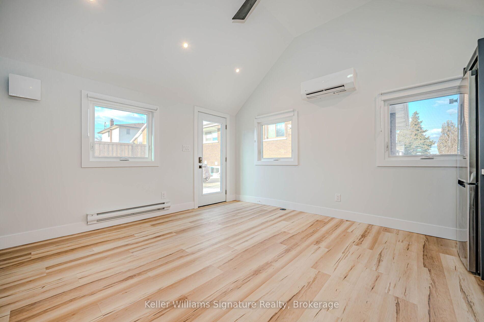 Photo 7 of Unit 3, 38 Endfield Avenue, Hamilton, Huntington — HOMEH