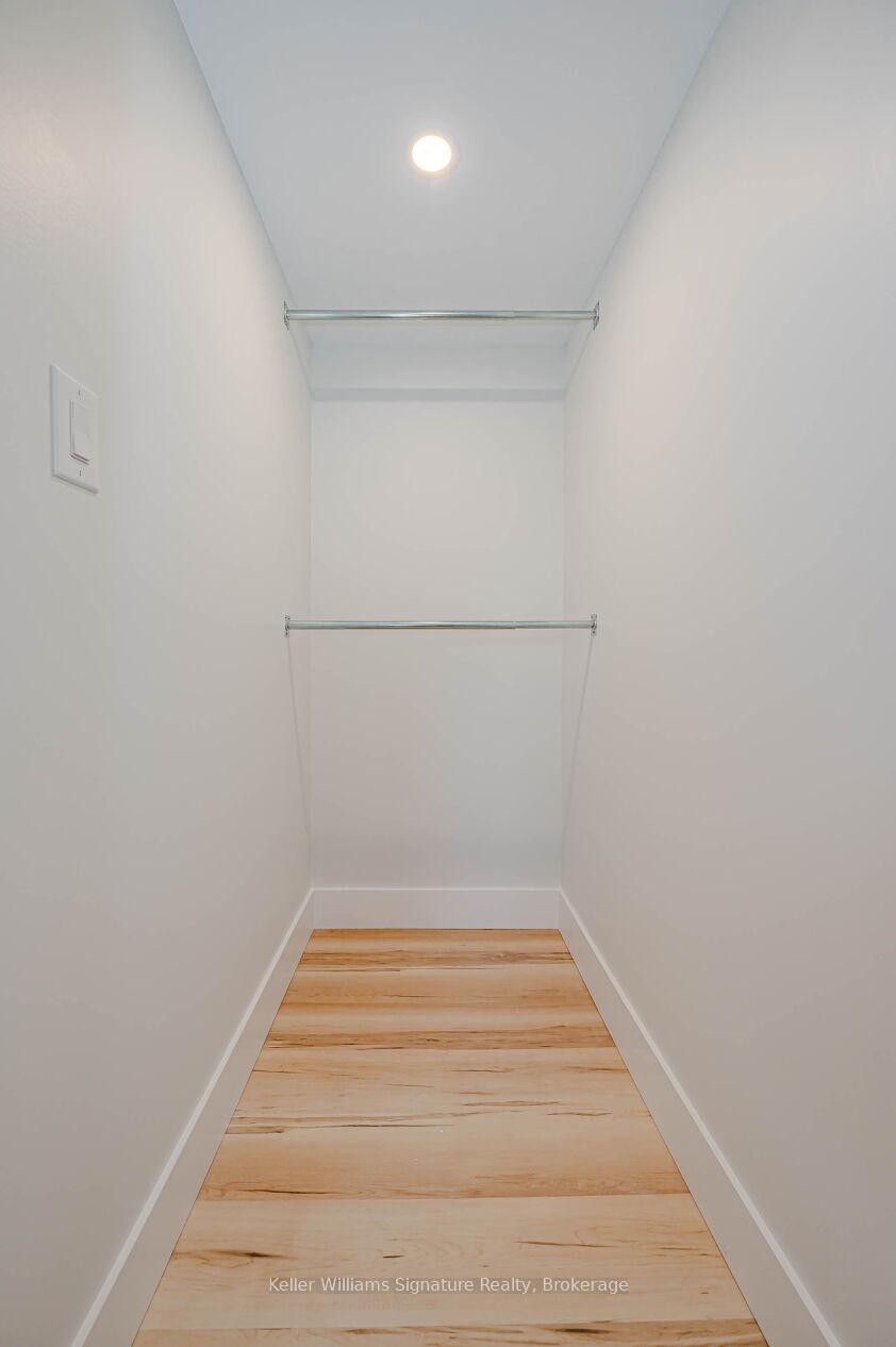 Photo 16 of Unit 3, 38 Endfield Avenue, Hamilton, Huntington — HOMEH