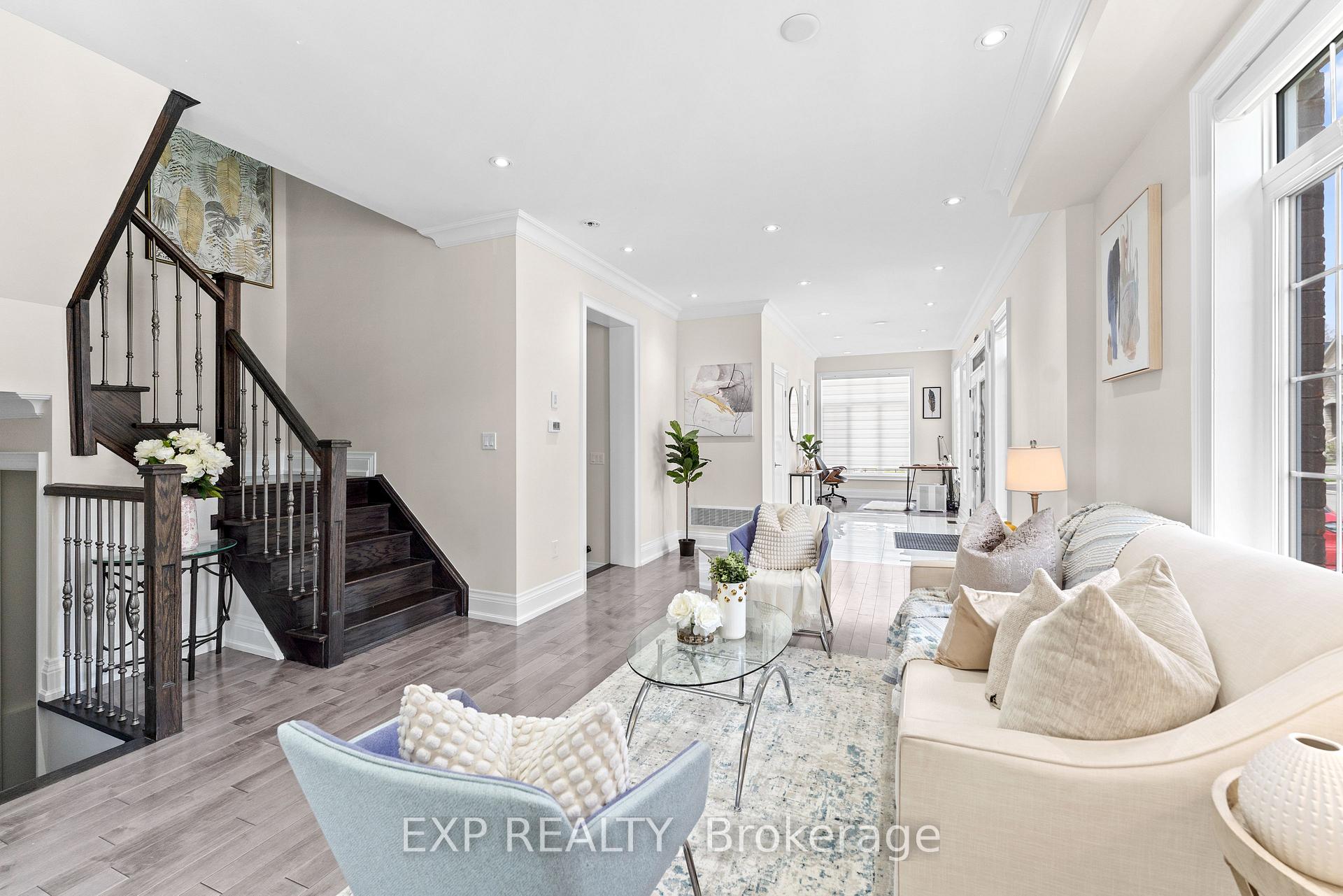 Photo 4 of 52 Titan Trail, Markham, Cedarwood — HOMEH