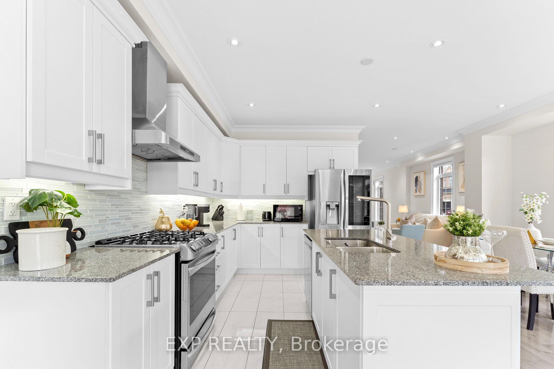 Photo 9 of 52 Titan Trail, Markham, Cedarwood — HOMEH