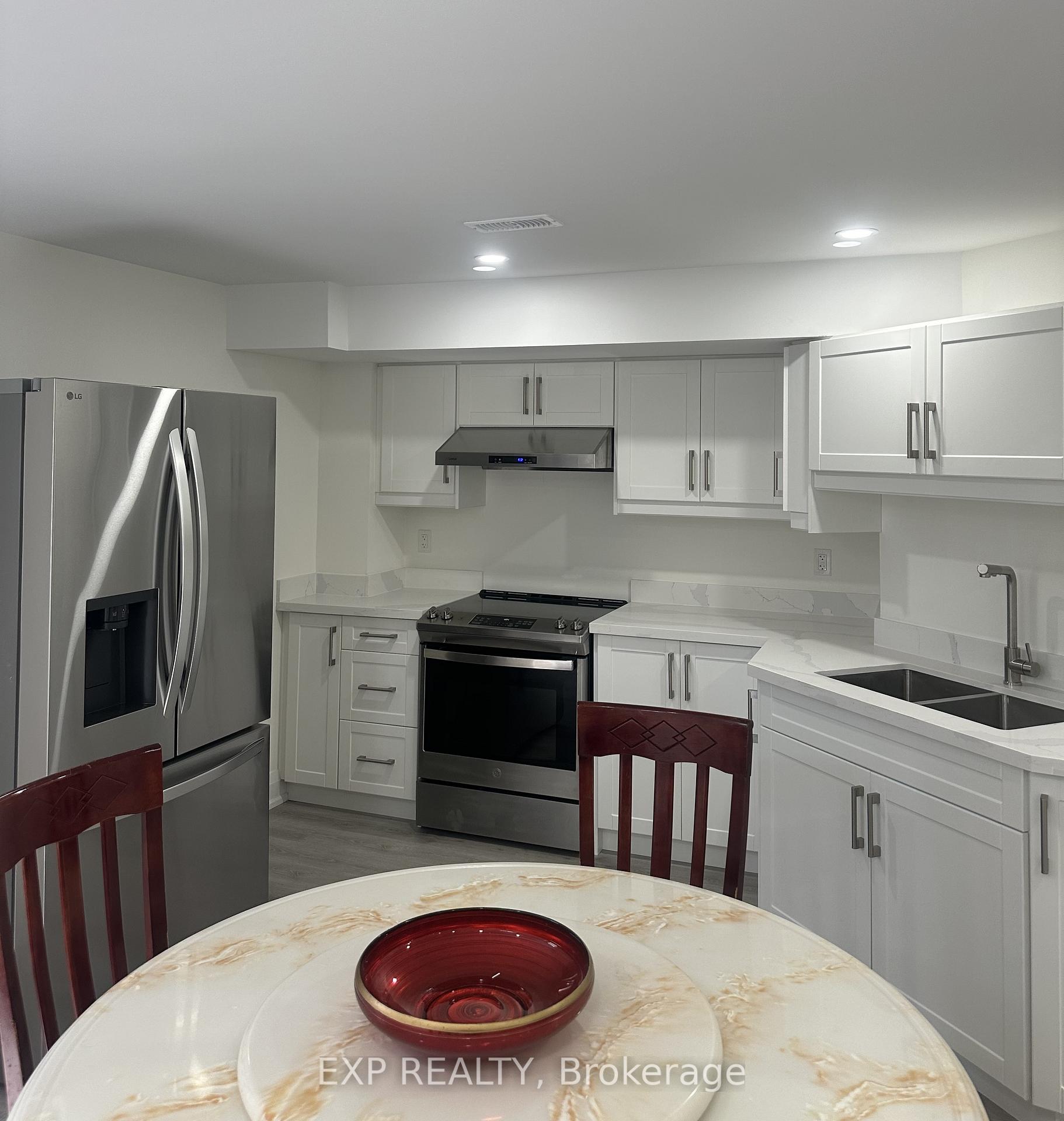 Photo 23 of 52 Titan Trail, Markham, Cedarwood — HOMEH