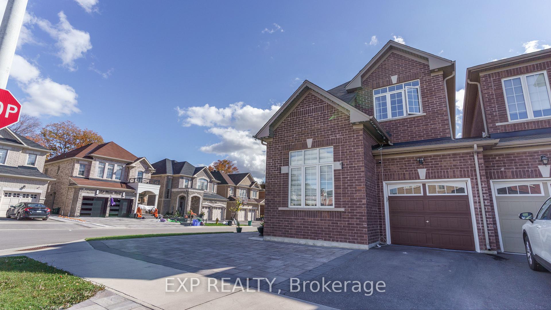 Photo 29 of 52 Titan Trail, Markham, Cedarwood — HOMEH
