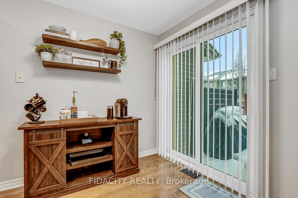 Photo 13 of 226 Saddlesmith Circle, Ottawa, Kanata - Emerald Meadows/Trailwest — HOMEH