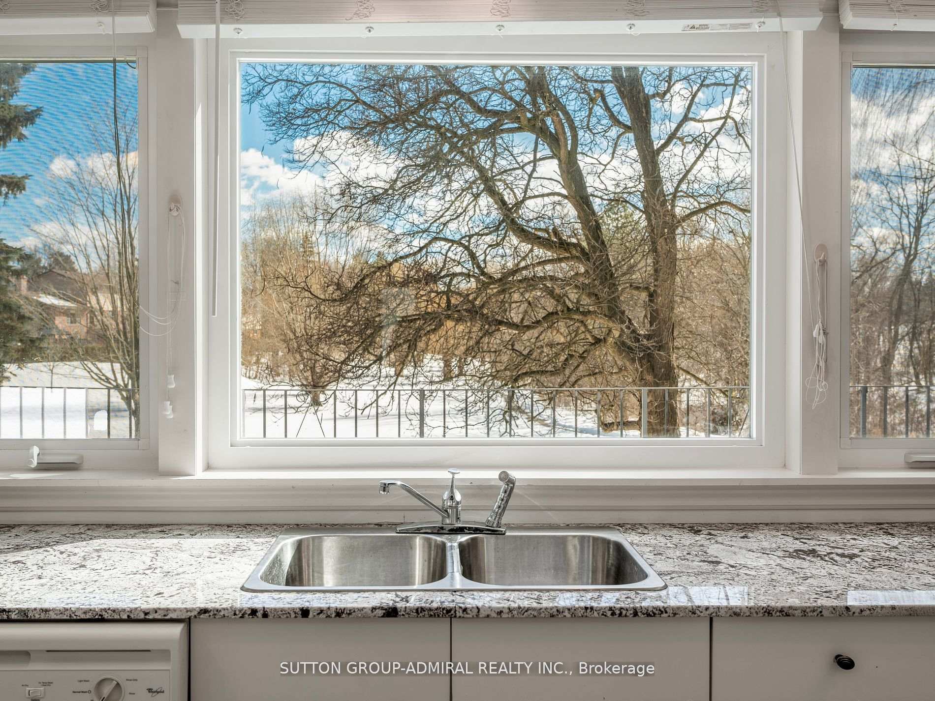 Photo 11 of 93 Kirk Drive, Markham, Royal Orchard — HOMEH
