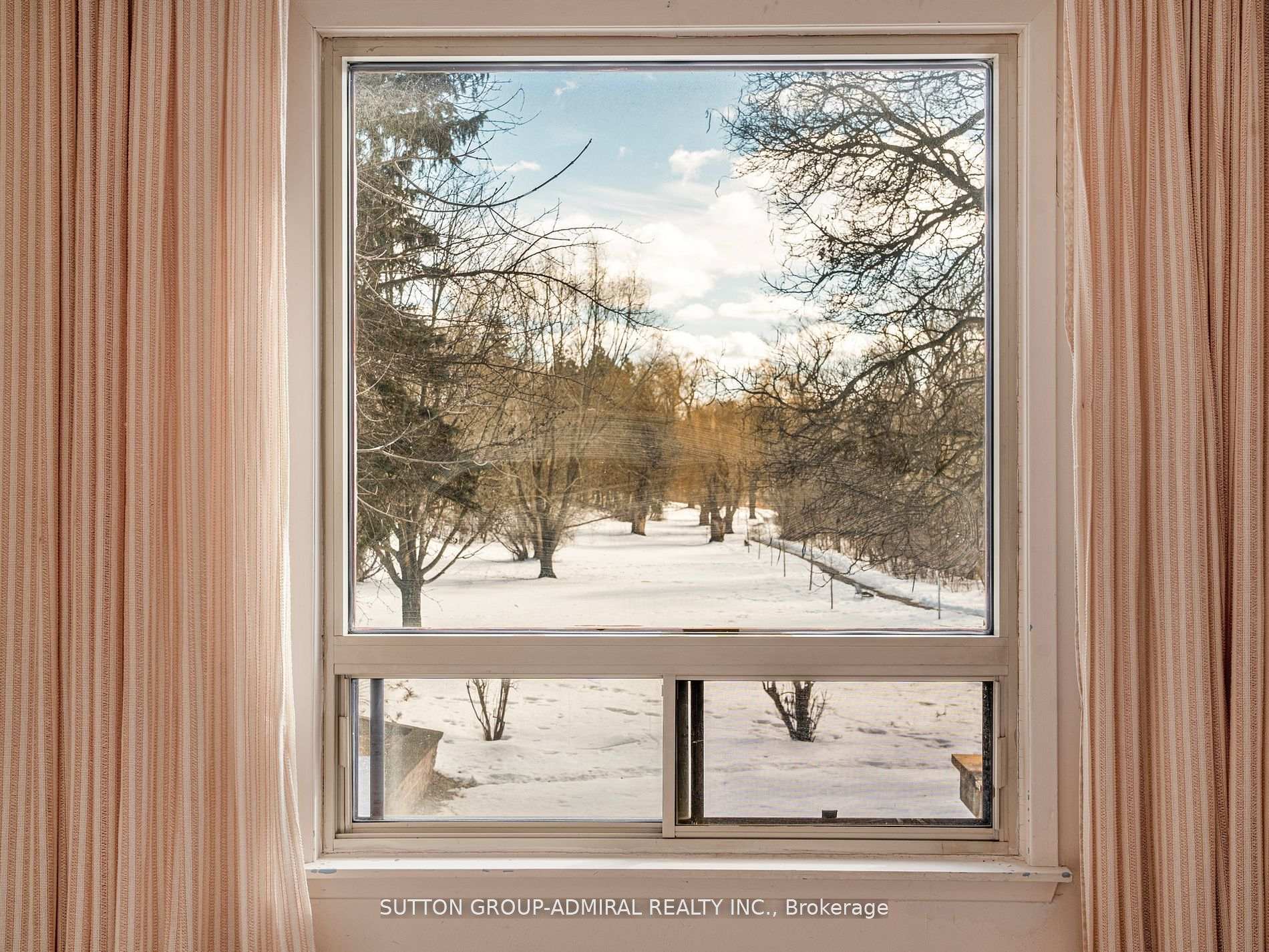 Photo 18 of 93 Kirk Drive, Markham, Royal Orchard — HOMEH