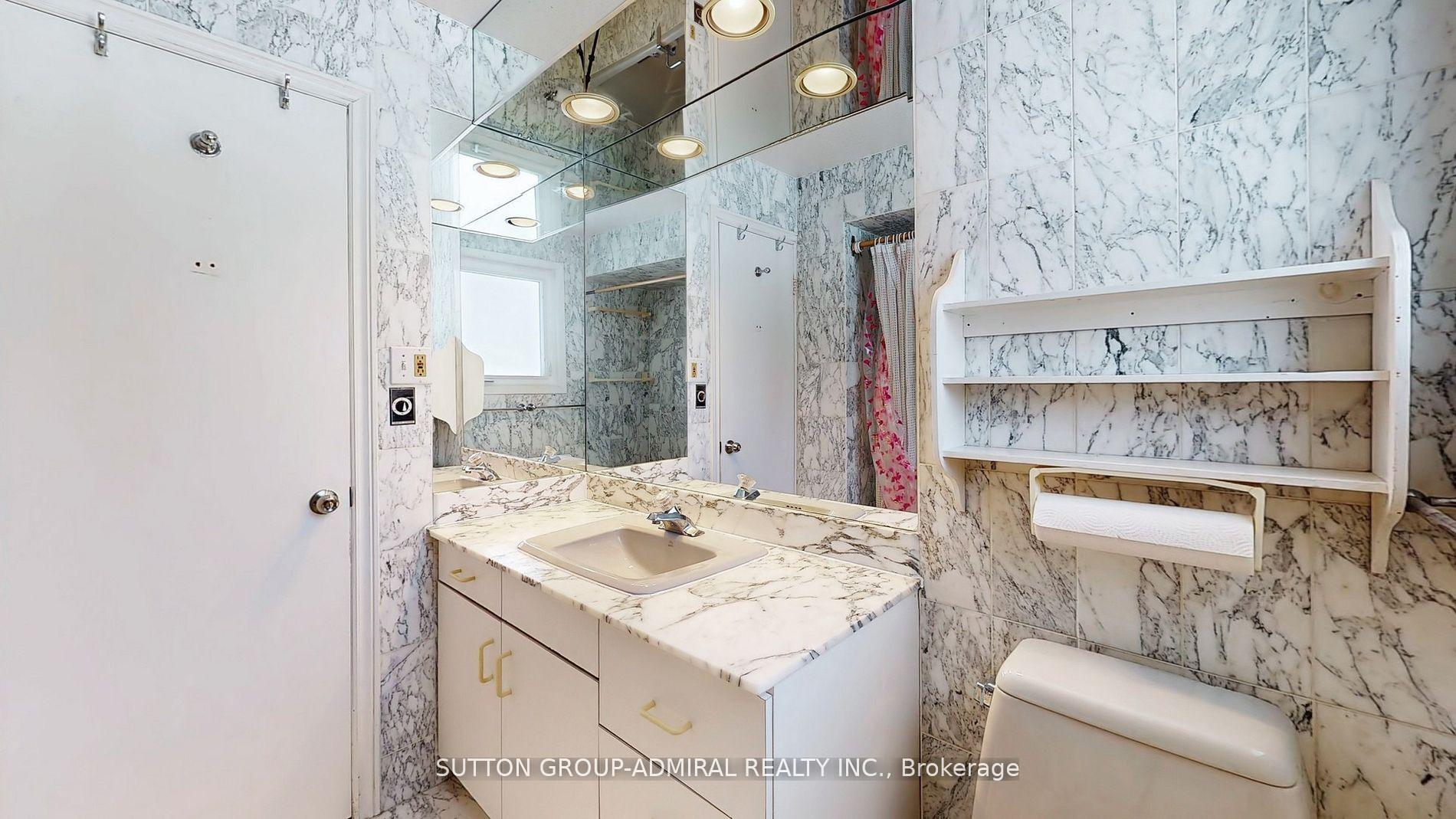 Photo 35 of 93 Kirk Drive, Markham, Royal Orchard — HOMEH