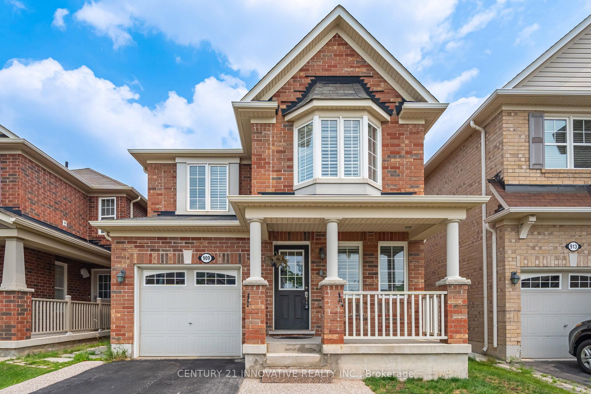 Photo 1 of 909 Asleton Boulevard, Milton, Willmott — HOMEH