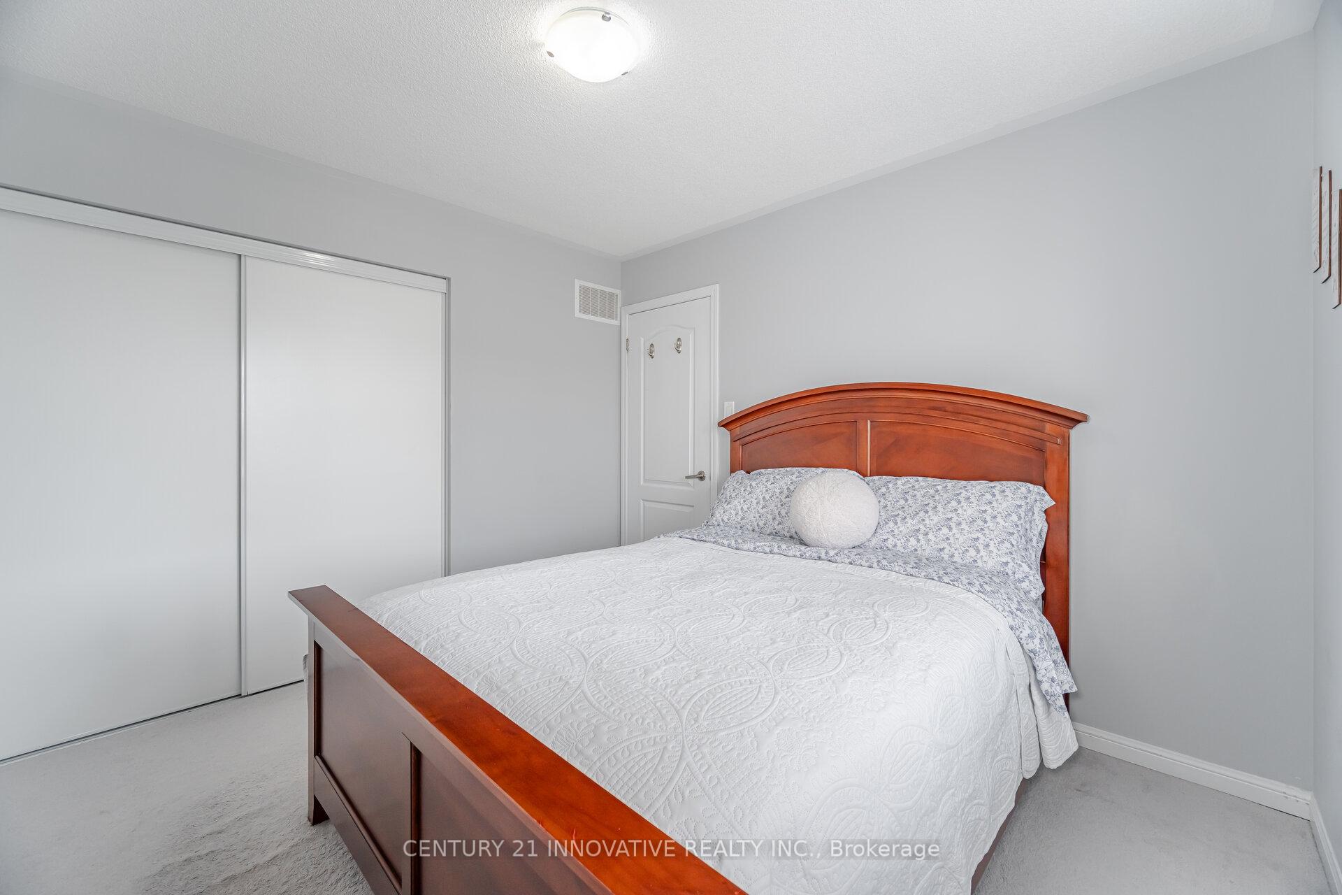 Photo 10 of 909 Asleton Boulevard, Milton, Willmott — HOMEH
