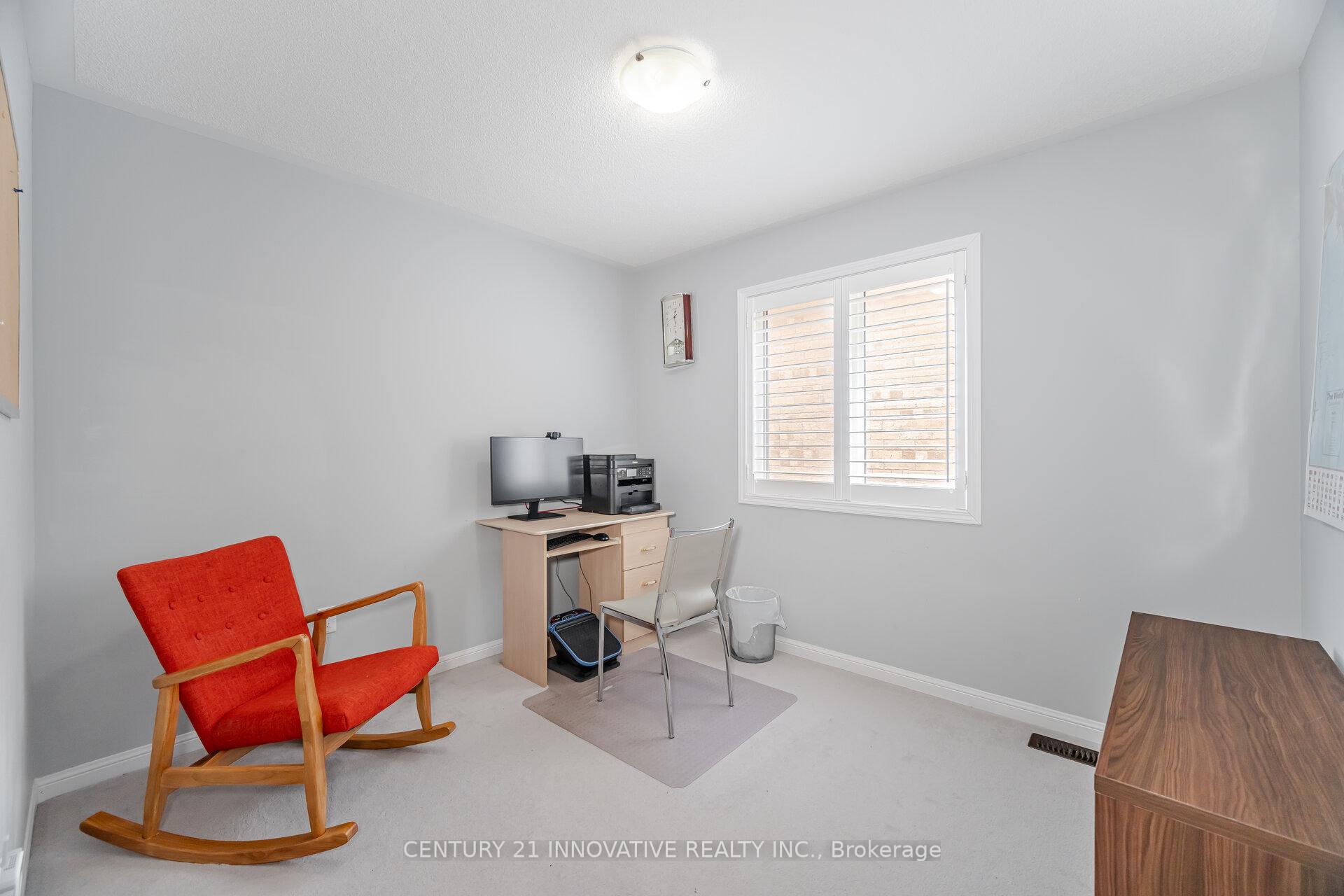 Photo 11 of 909 Asleton Boulevard, Milton, Willmott — HOMEH