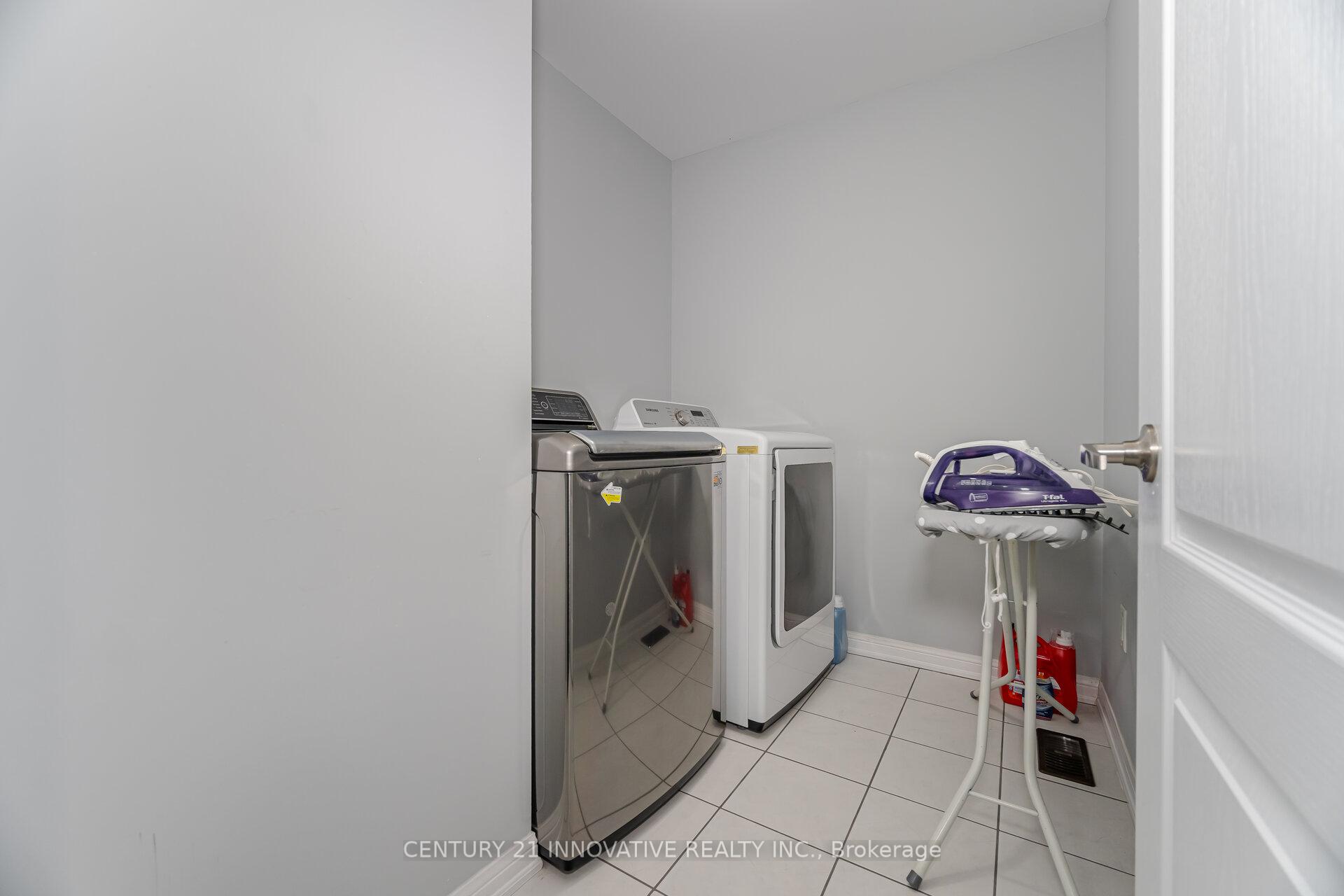 Photo 12 of 909 Asleton Boulevard, Milton, Willmott — HOMEH