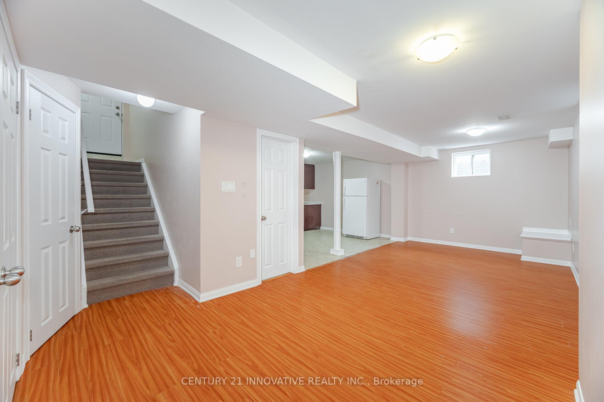 Photo 14 of 909 Asleton Boulevard, Milton, Willmott — HOMEH