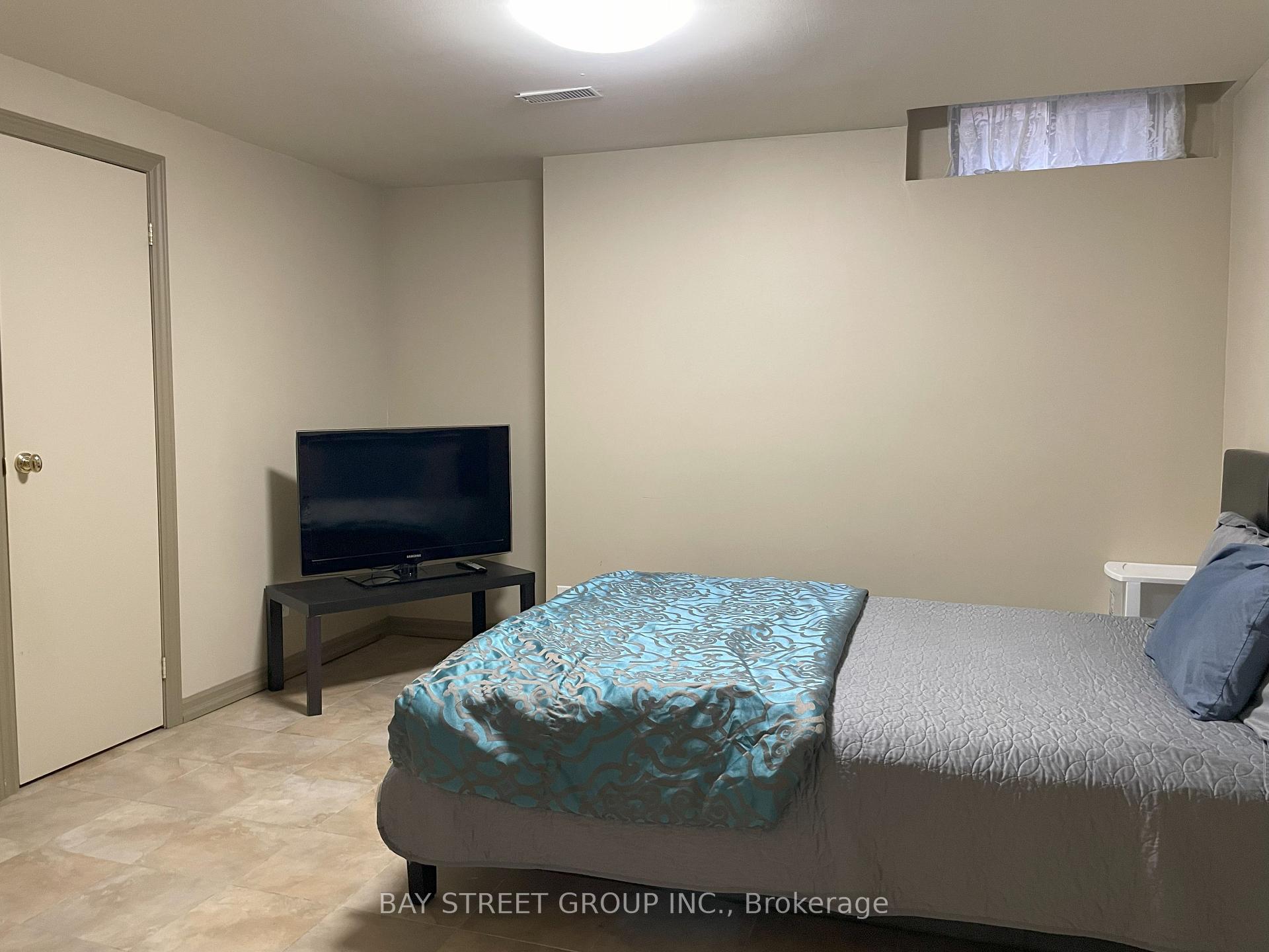 Photo 4 of Unit Lower, 81 Grandlea Crescent, Markham, Rouge Fairways — HOMEH