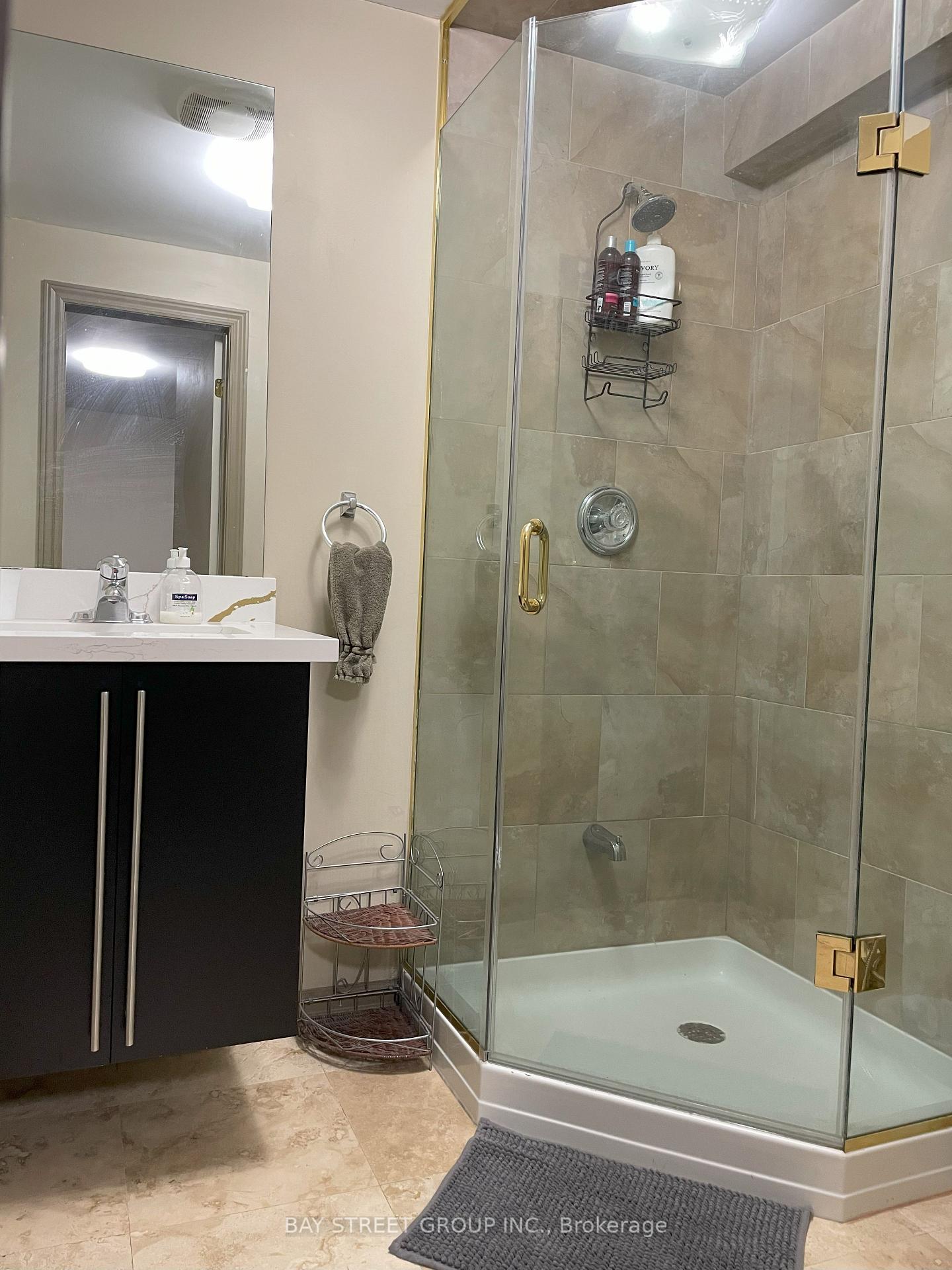 Photo 8 of Unit Lower, 81 Grandlea Crescent, Markham, Rouge Fairways — HOMEH