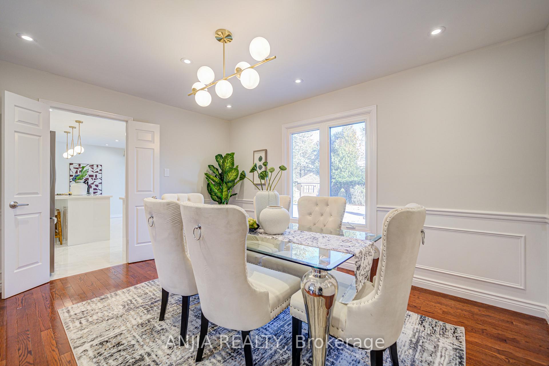 Photo 6 of 139 Briarwood Road, Markham, Unionville — HOMEH