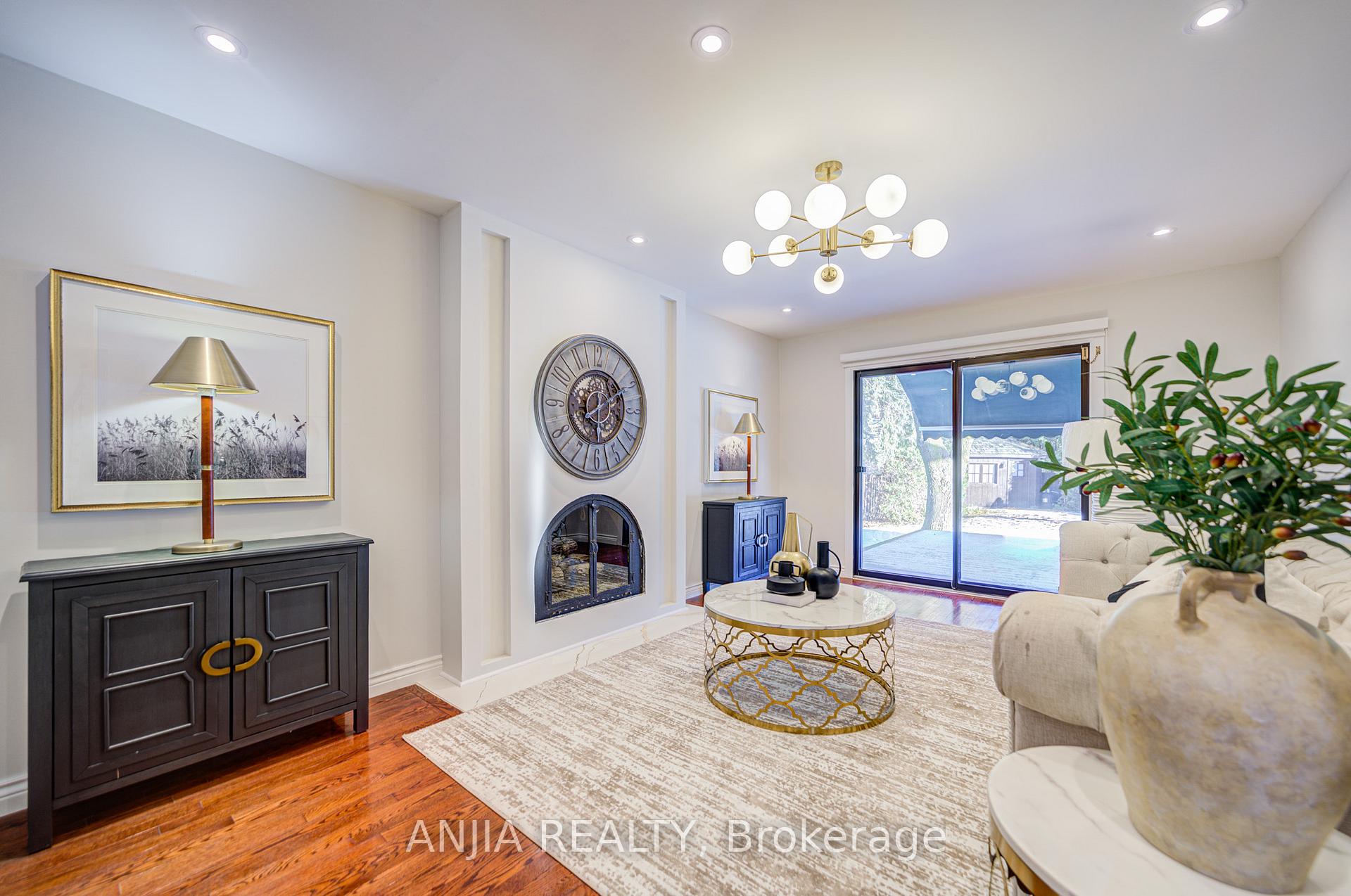Photo 11 of 139 Briarwood Road, Markham, Unionville — HOMEH
