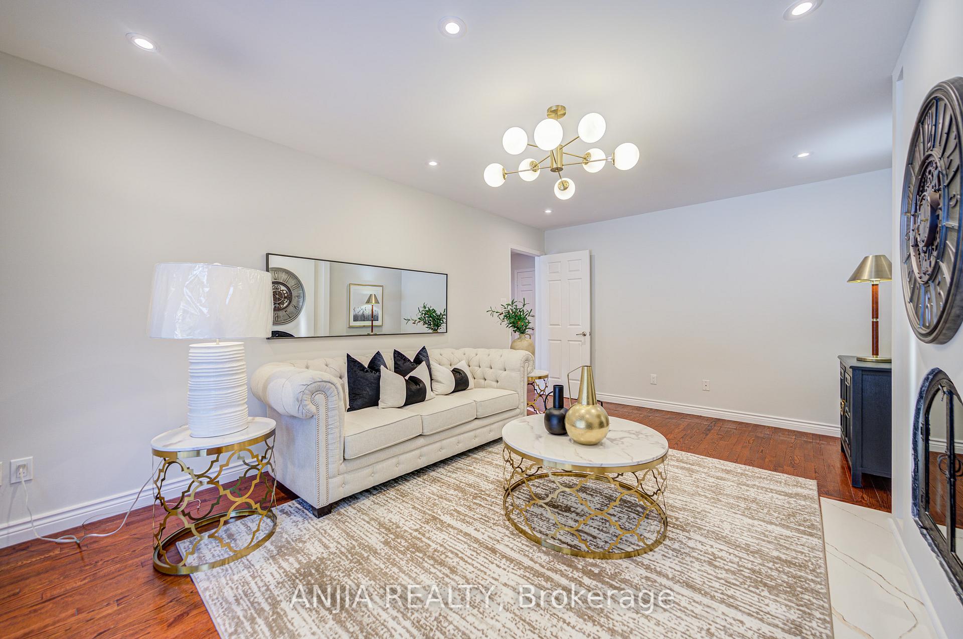 Photo 13 of 139 Briarwood Road, Markham, Unionville — HOMEH
